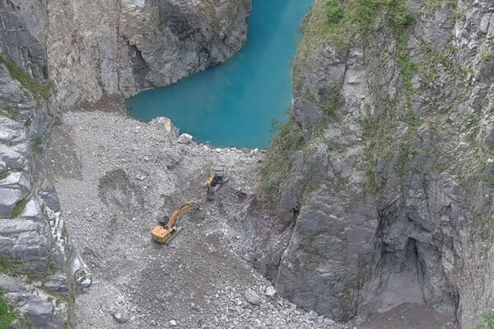 燕子口堰塞湖啟動引流! 林業保育署示警:勿進入立霧溪下游