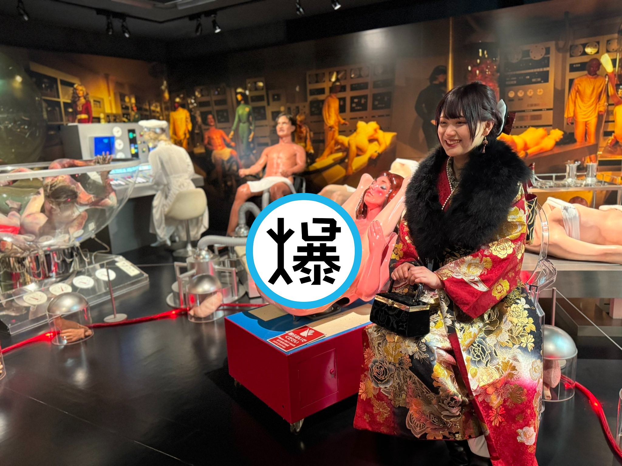 現場也能辦成人式。(翻自大道藝術館X平台)