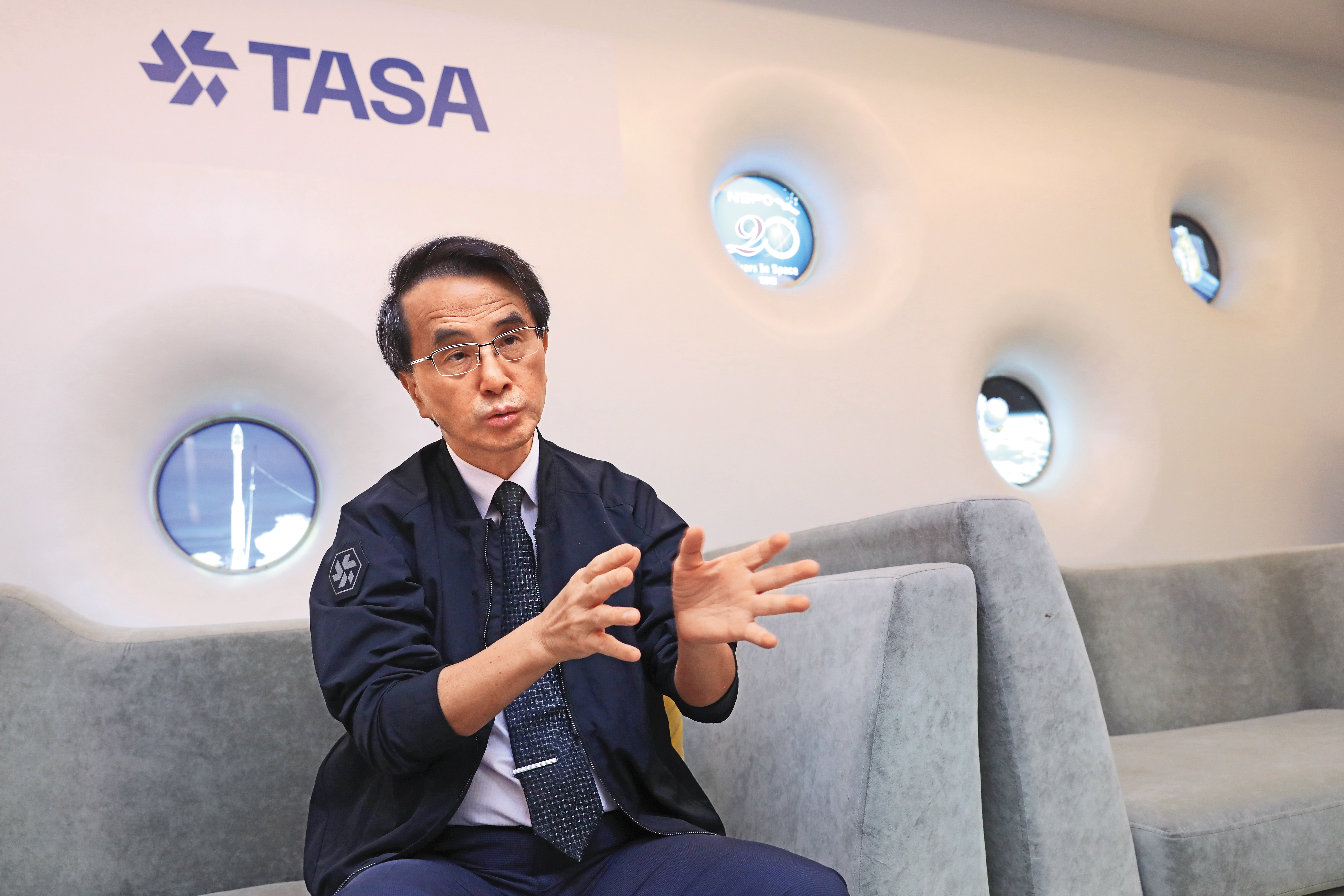 國家太空中心主任吳宗信表示,供應鏈是產業的Top Secret,若全部公開,等於脫褲子給人家看。