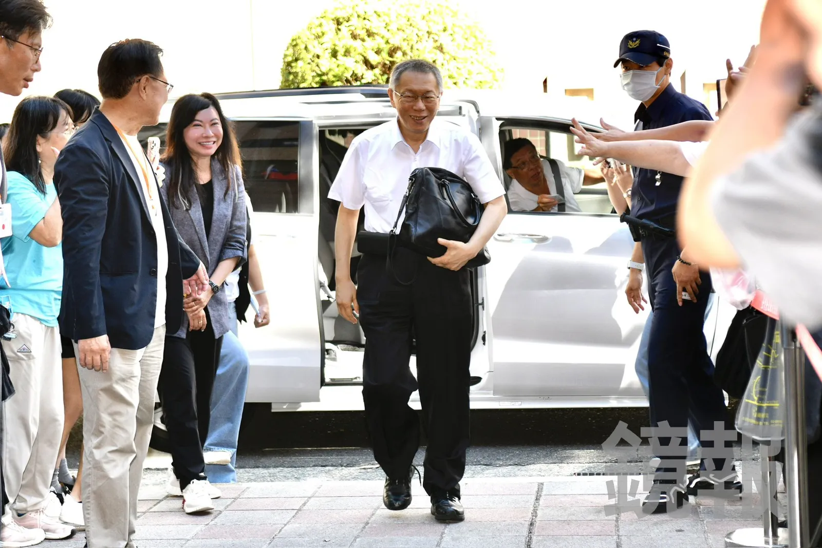 柯文哲針對今台北地院傳喚捐500萬元的范有偉出庭，放棄出庭詰問。（鏡報李智為）