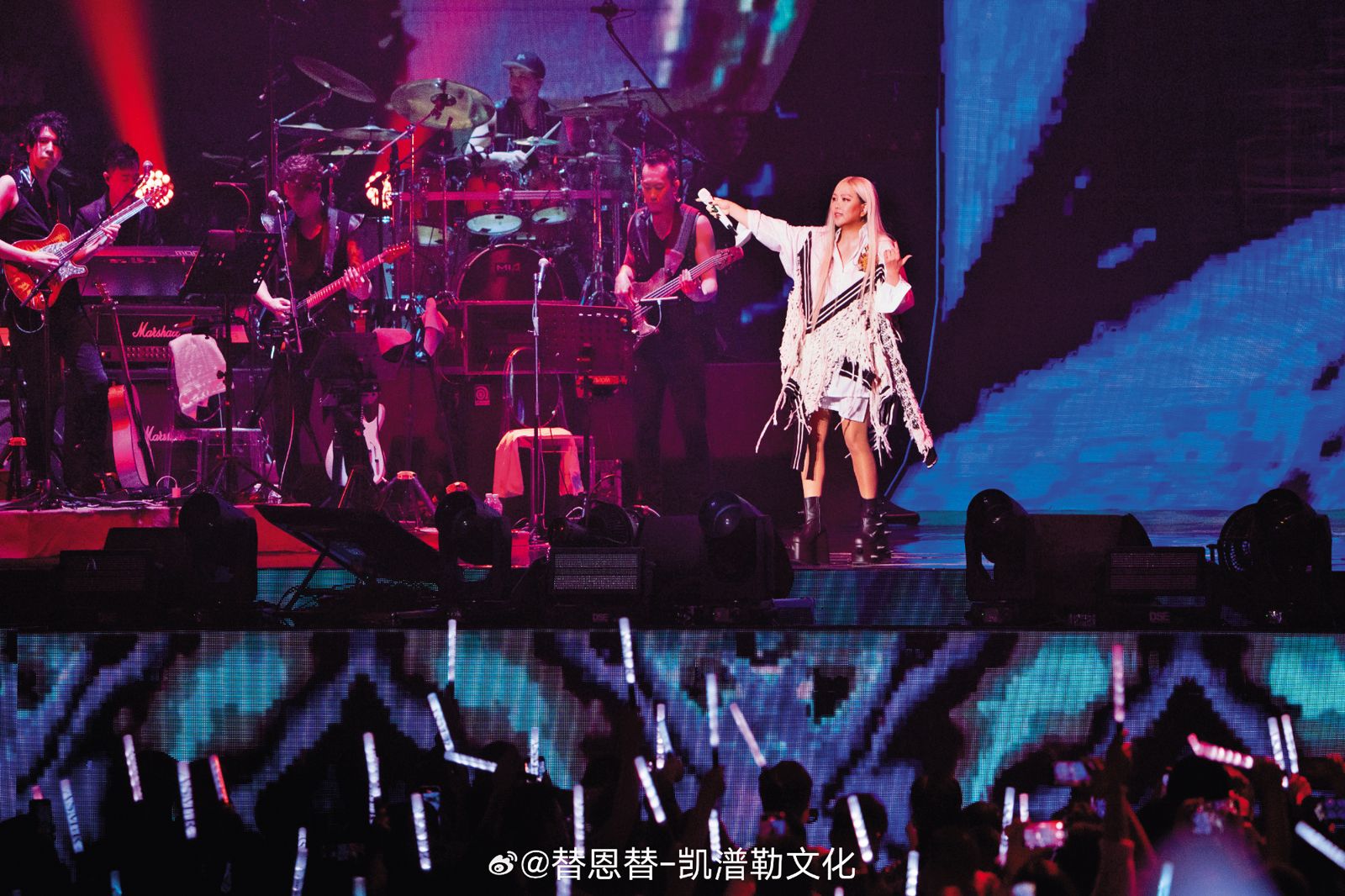 阿妹在中國大陸開巡迴演唱會，口碑與票房俱佳。（圖／翻攝自替恩替凱譜勒文化微博）