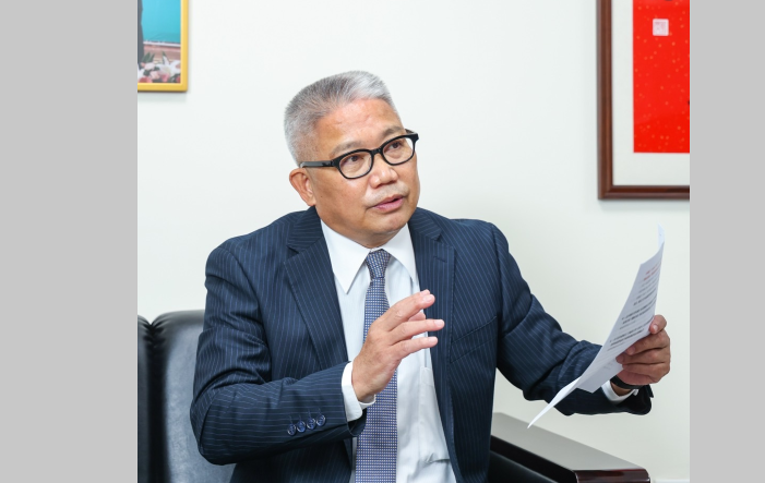 藥師公會全聯會榮譽理事長黃金舜表示，政府除提高毒品管制強度外，也應強化社區防治網絡成為毒品防制的重要第一線。（讀者提供）