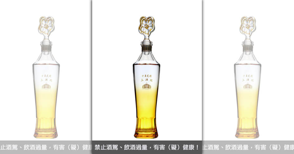 韓國瑜版立法院紀念酒將小幅度改版。（立法院提供）