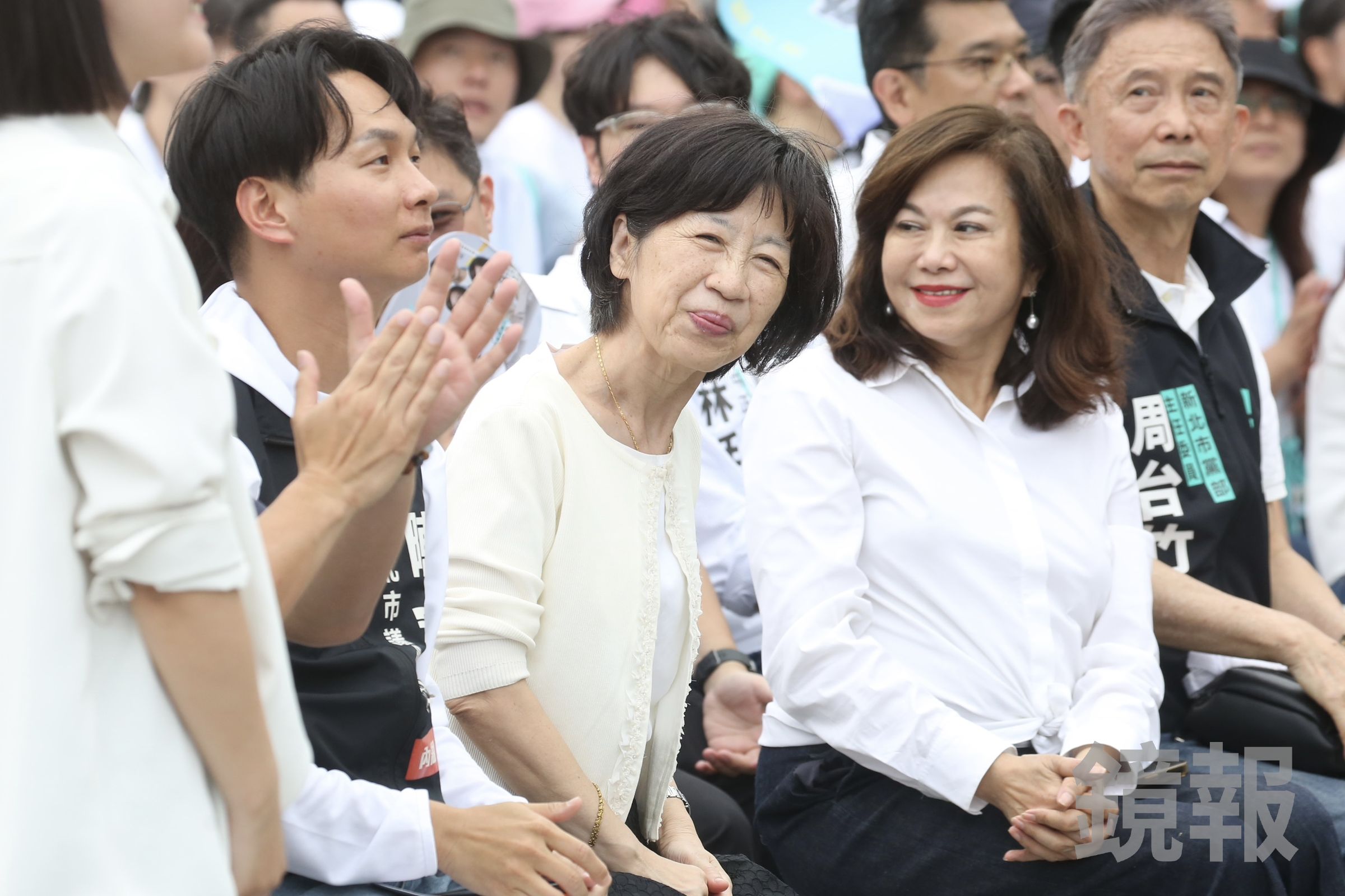 鍾小平再爆陳佩琪曾開1.6億元加價1,500萬元要買永康街豪宅。圖為陳佩琪今出席民眾黨新北誓師大會。(鏡報董孟航)