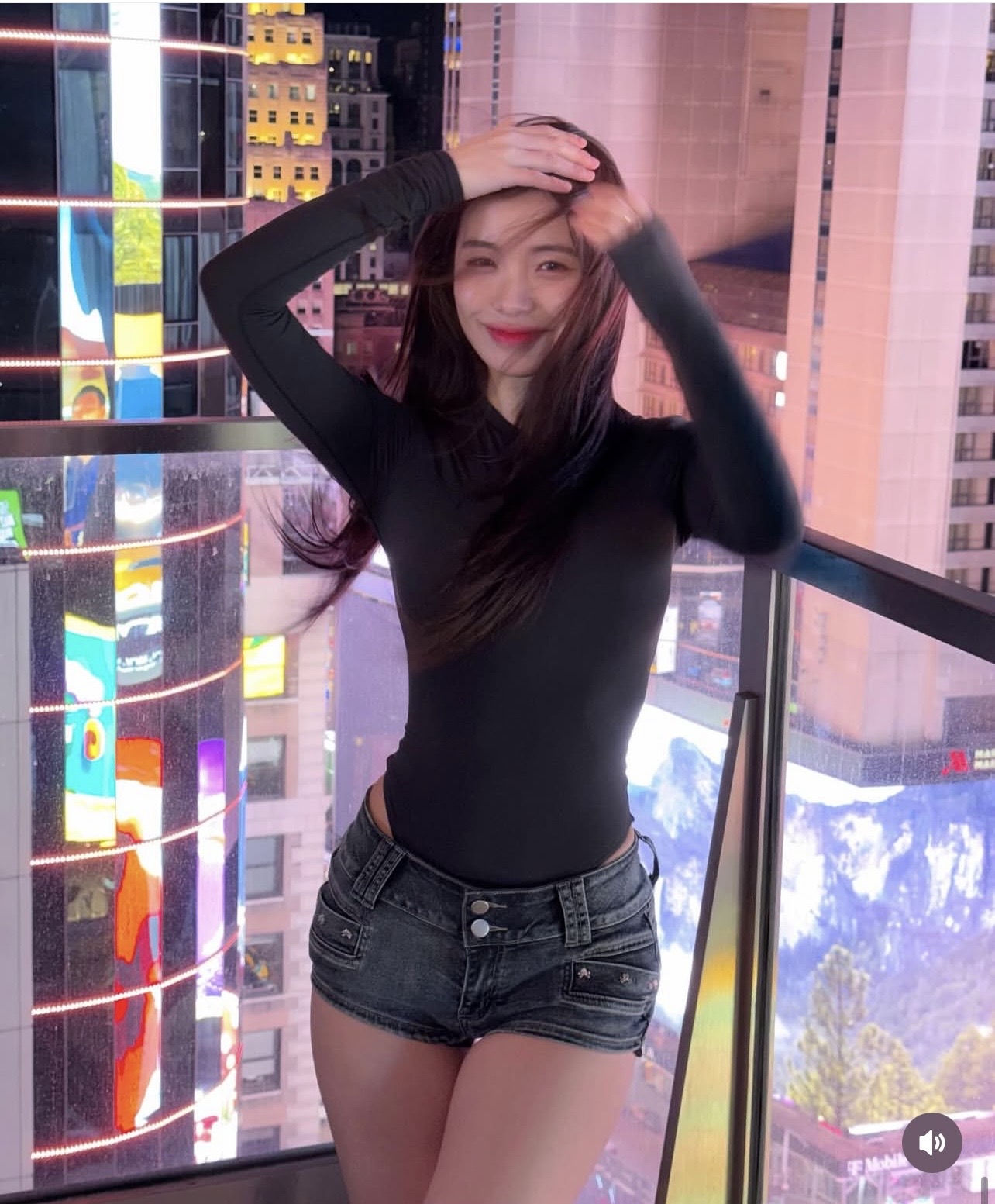 演出驚悚鬼片《辛亥隧道》,李多慧直言不怕鬼。(翻攝自李多慧IG)