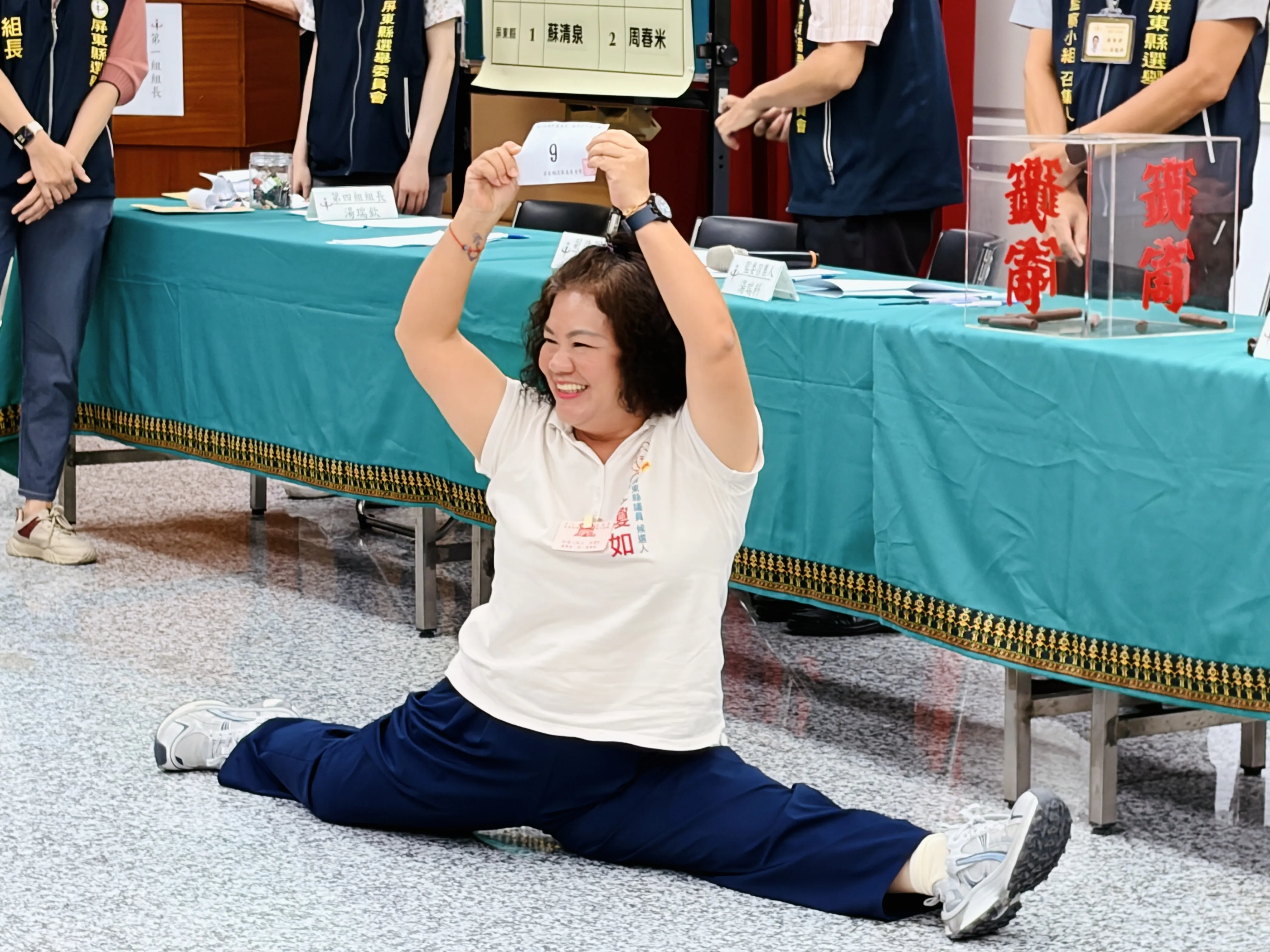 莊瓊如抽中「天公號」！唐美雲親自南下力挺　加碼獻唱經典曲〈身騎白馬〉
