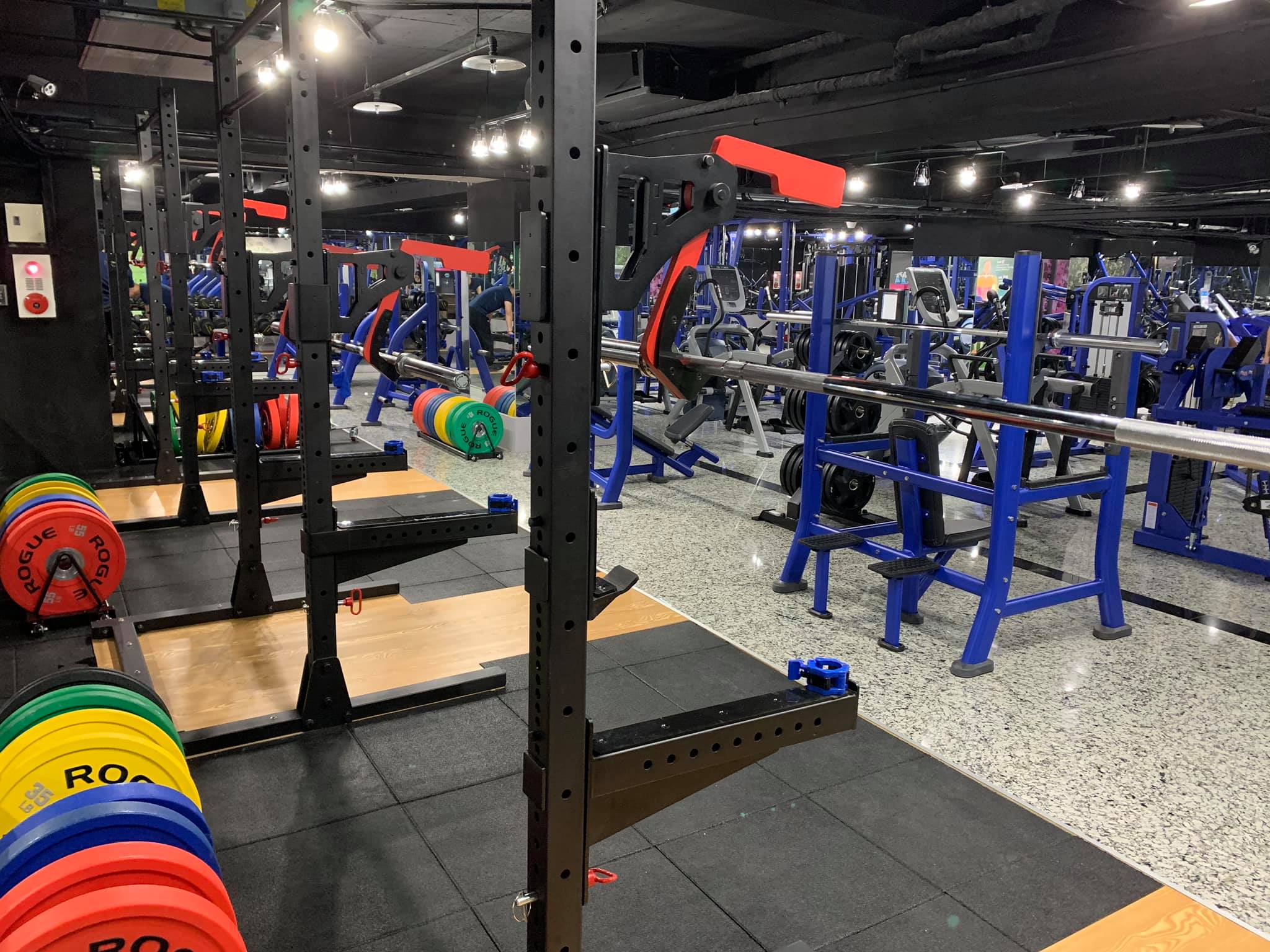 台北市知名健身房「自由重量」北門店驚傳突然停業消息，消息曝光讓不少顧客傻眼。（翻攝自臉書／自由重量健身俱樂部-北門館【24hr】）