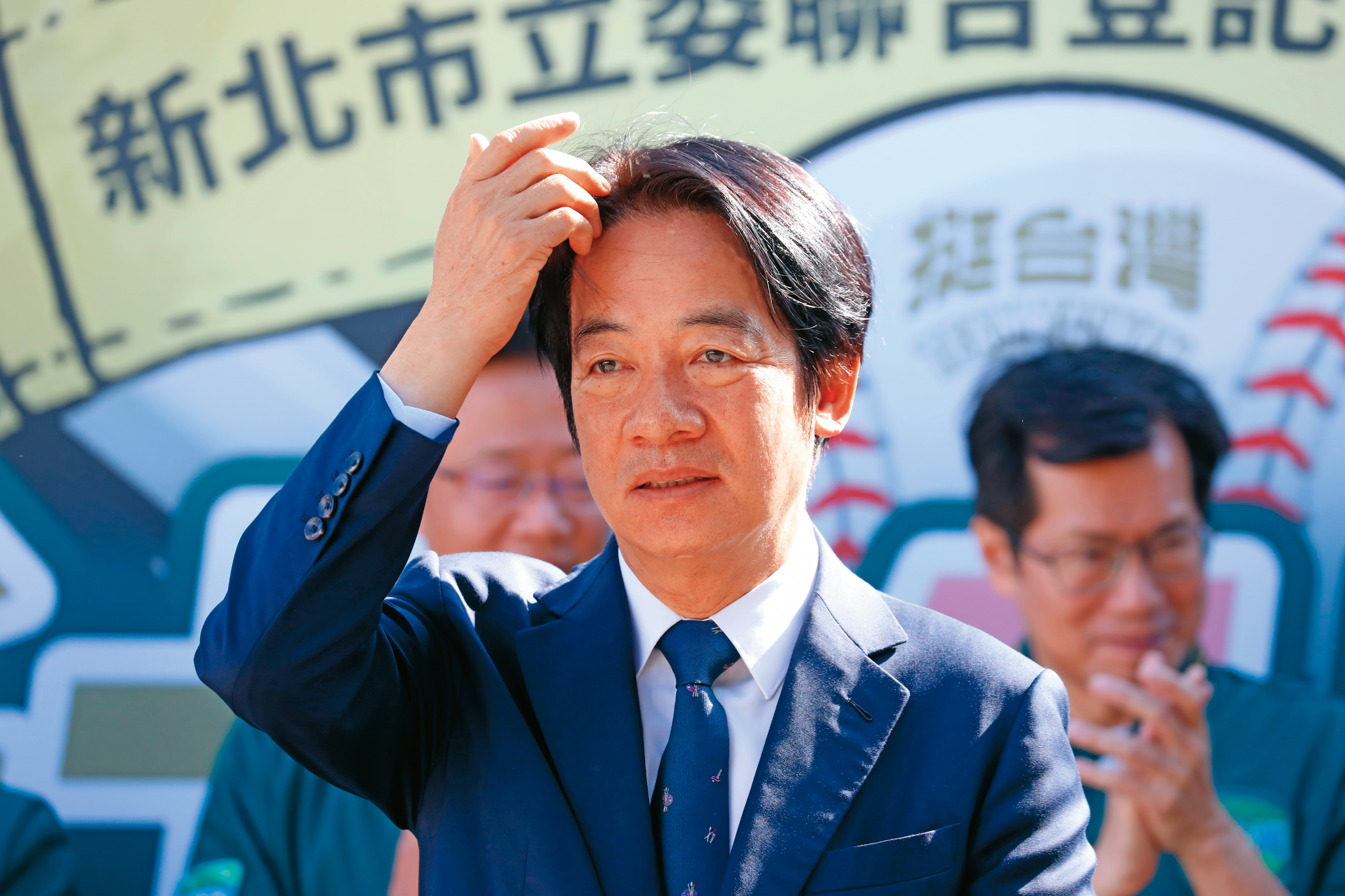 美國期刊《外交事務》刊登知名學者文章，表示民進黨總統參選人賴清德若當選，應重新考慮凍結台獨黨綱，以增加維持兩岸現狀的可信度。