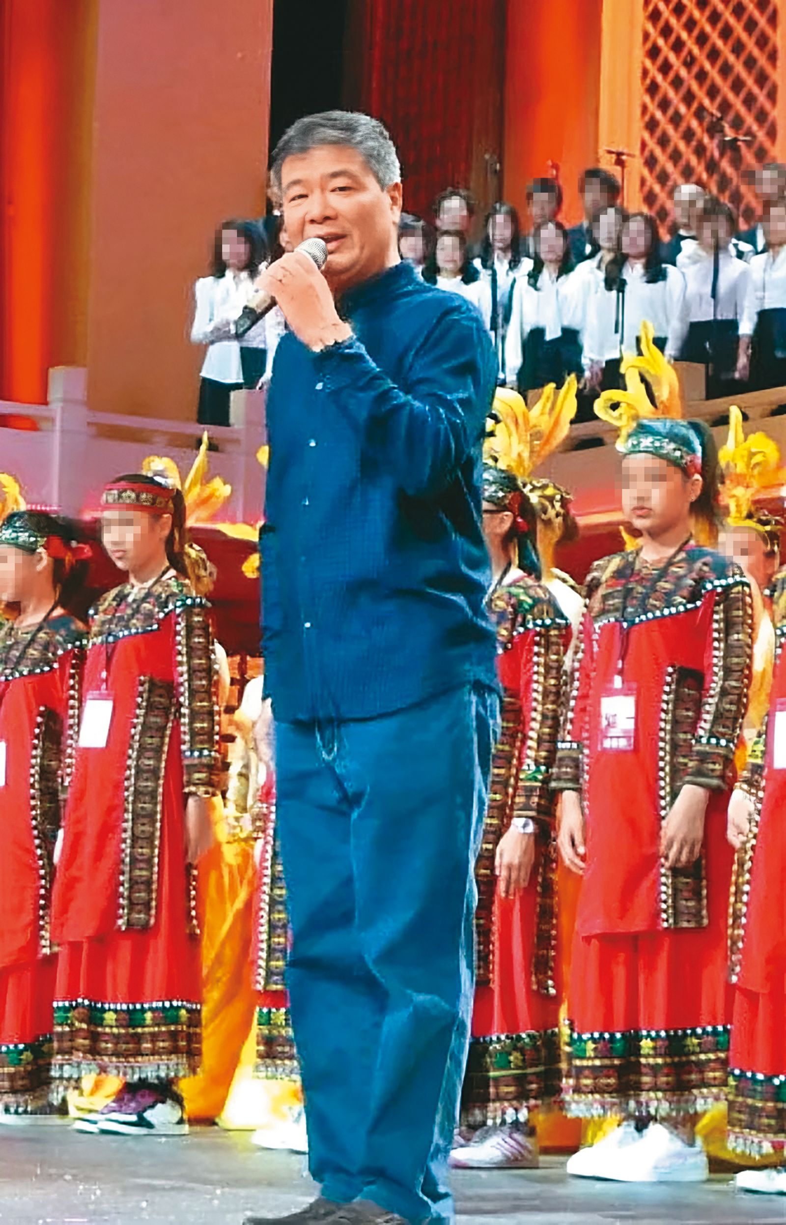 周杰倫中國大陸演唱會推手、資深經紀人趙少威，被爆與合約即將到期的周子瑜合作，進軍中國大陸。（翻攝自新浪娛樂）