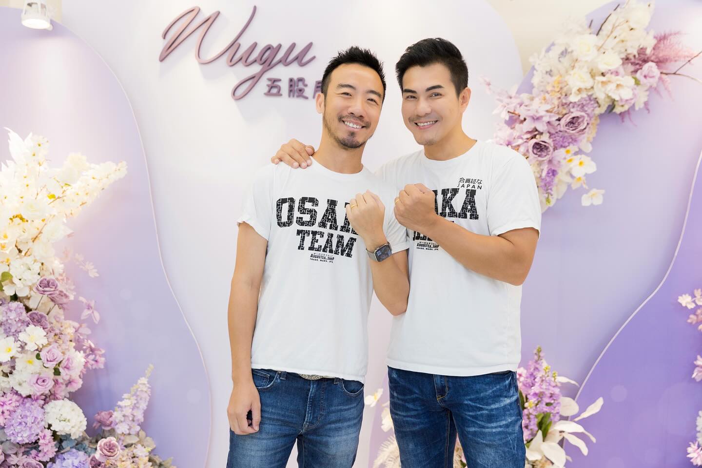 高允漢首度坦言，結婚對象是交往20年的經紀人，今公開甜蜜的結婚照。（翻攝自高允漢臉書）