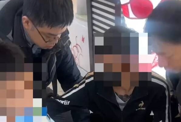 刺傷前妻的李男，在案發後3小時落網。（警方提供）