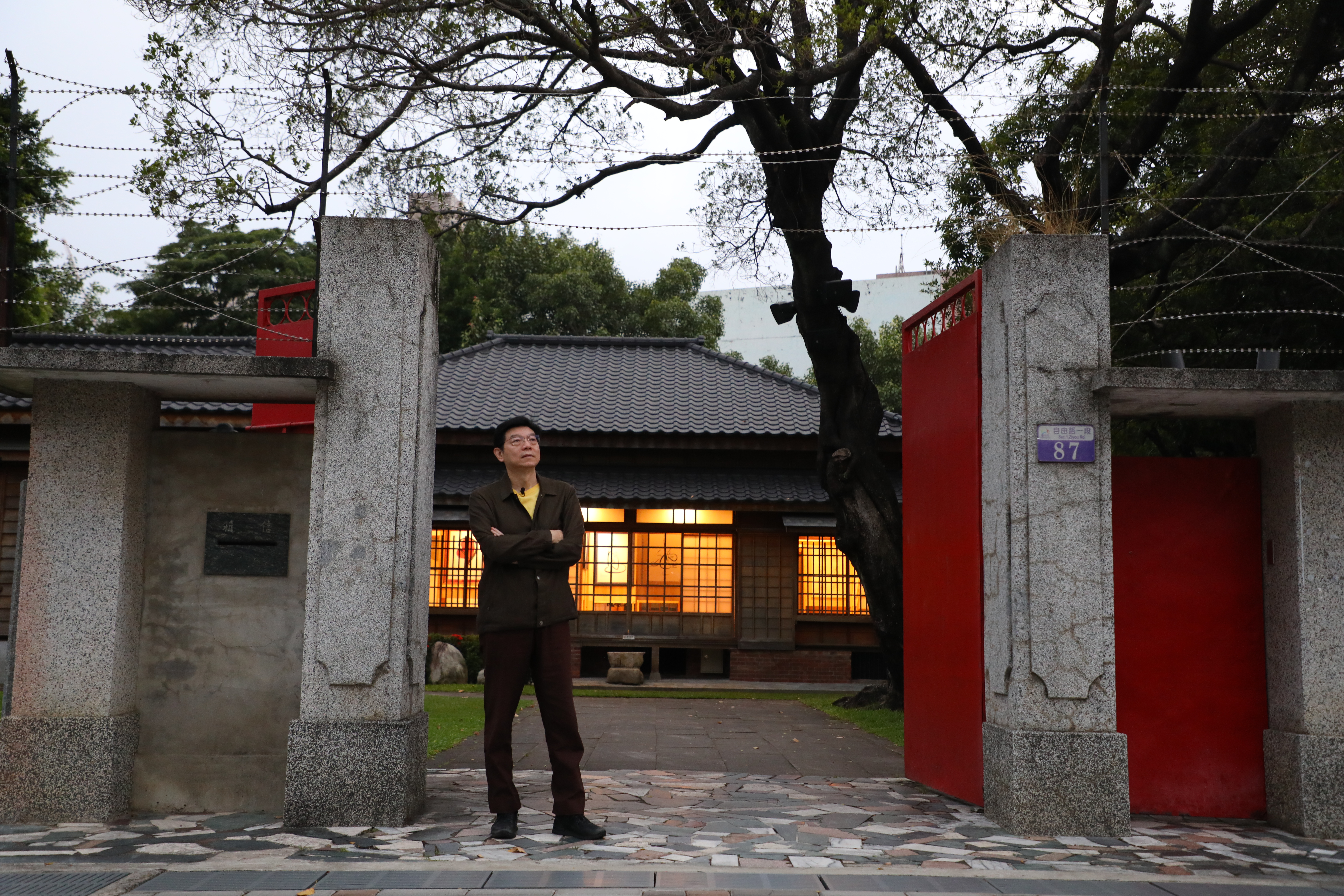 台中不只有時髦餐飲店，真正讓在地人魂牽夢縈的，是那些傳承數十年的巷弄小吃。裴社長這回親自走訪台中，揭開那些藏在巷仔內的私房名單。