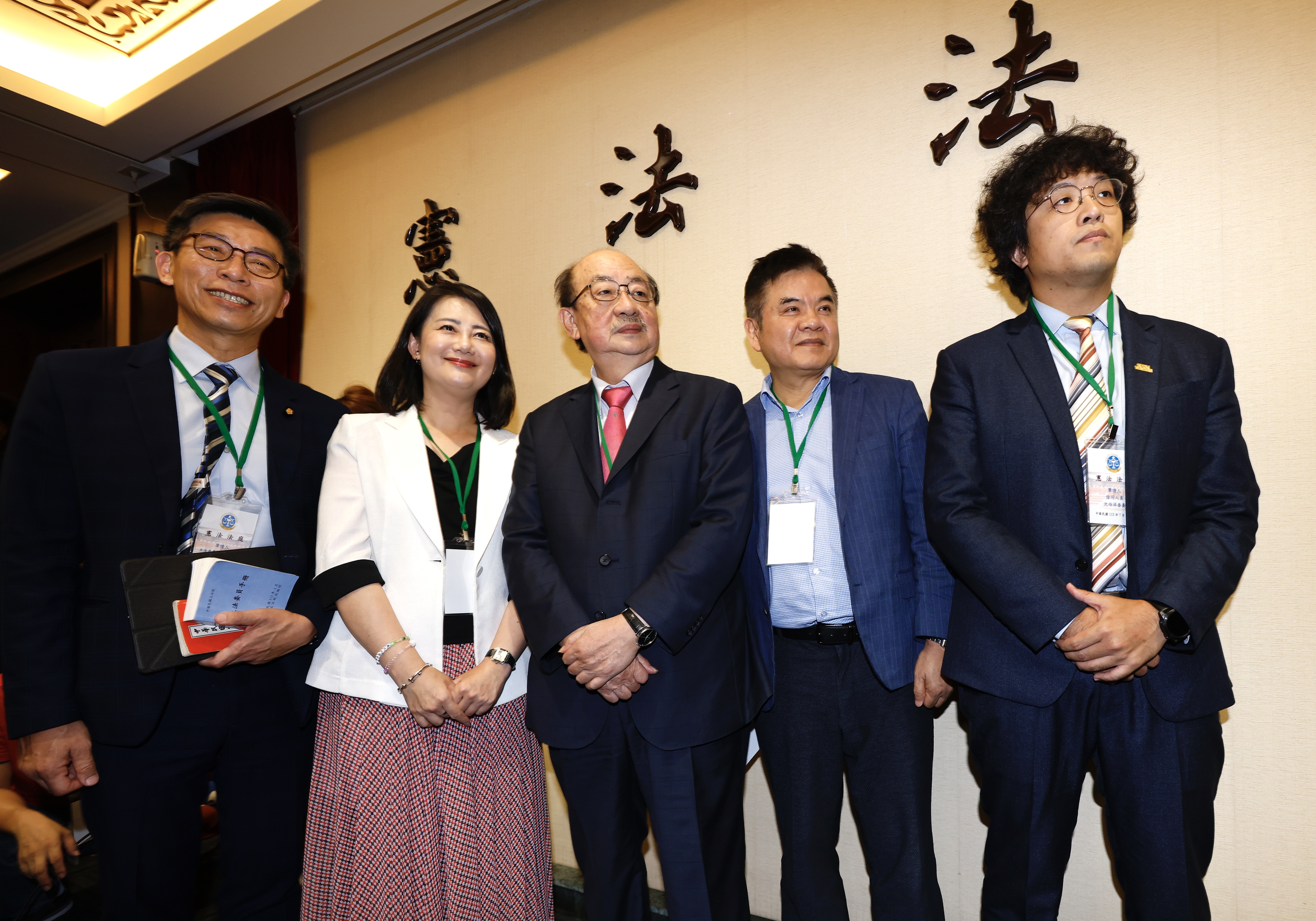憲法法庭於今日開庭審理針對國會職權修法是否准予暫時處分，圖為民進黨團出席代表。