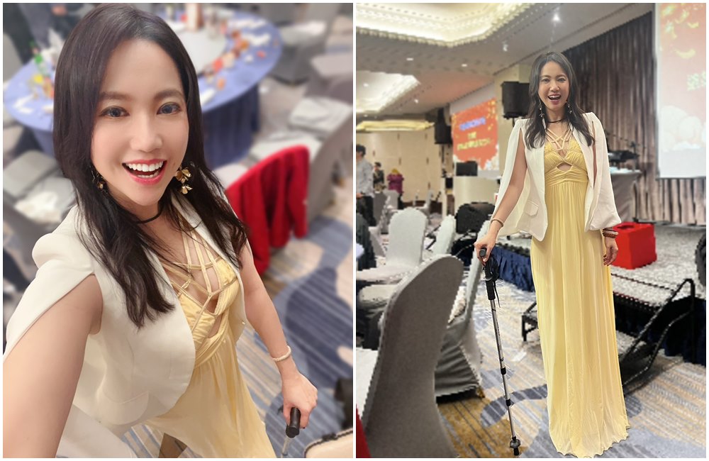 劉行格拄拐杖在企業尾牙獻唱。（劉行格提供）