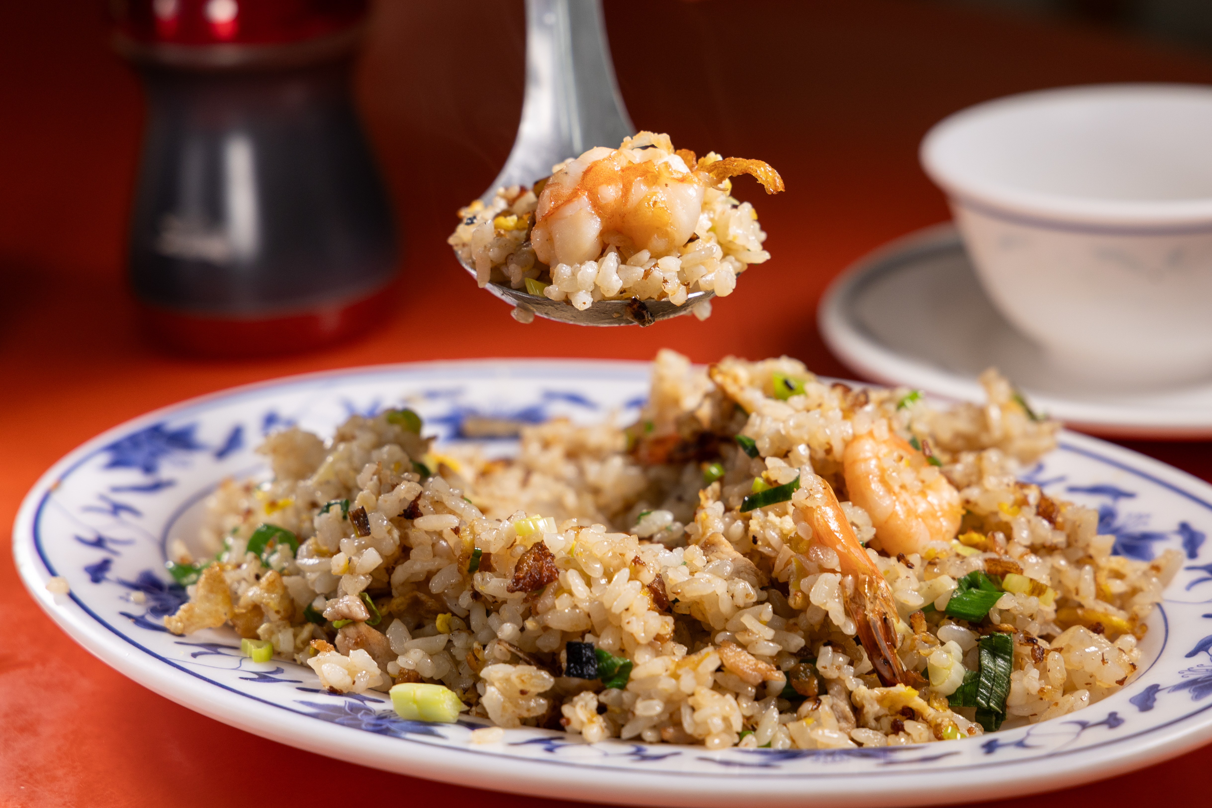 鑊氣十足的「炒飯」，也有蝦仁提味。（100元／小份）