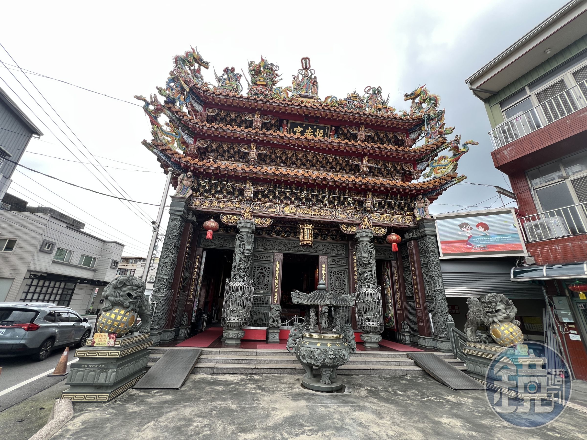 恒安宮媽祖廟創建於1661年,當年隨著明末清初鄭成功的參將陳永華率領的軍隊來台灣,所以被稱為「護軍媽」。