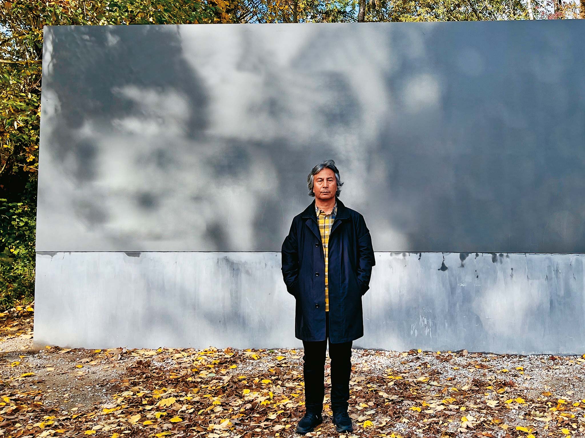 塔依爾全名為塔依爾．哈木提．伊茲格爾（Tahir Hamut Izgil），是維吾爾極為重要的作家與知識分子，現與家人定居美國。（塔依爾提供）