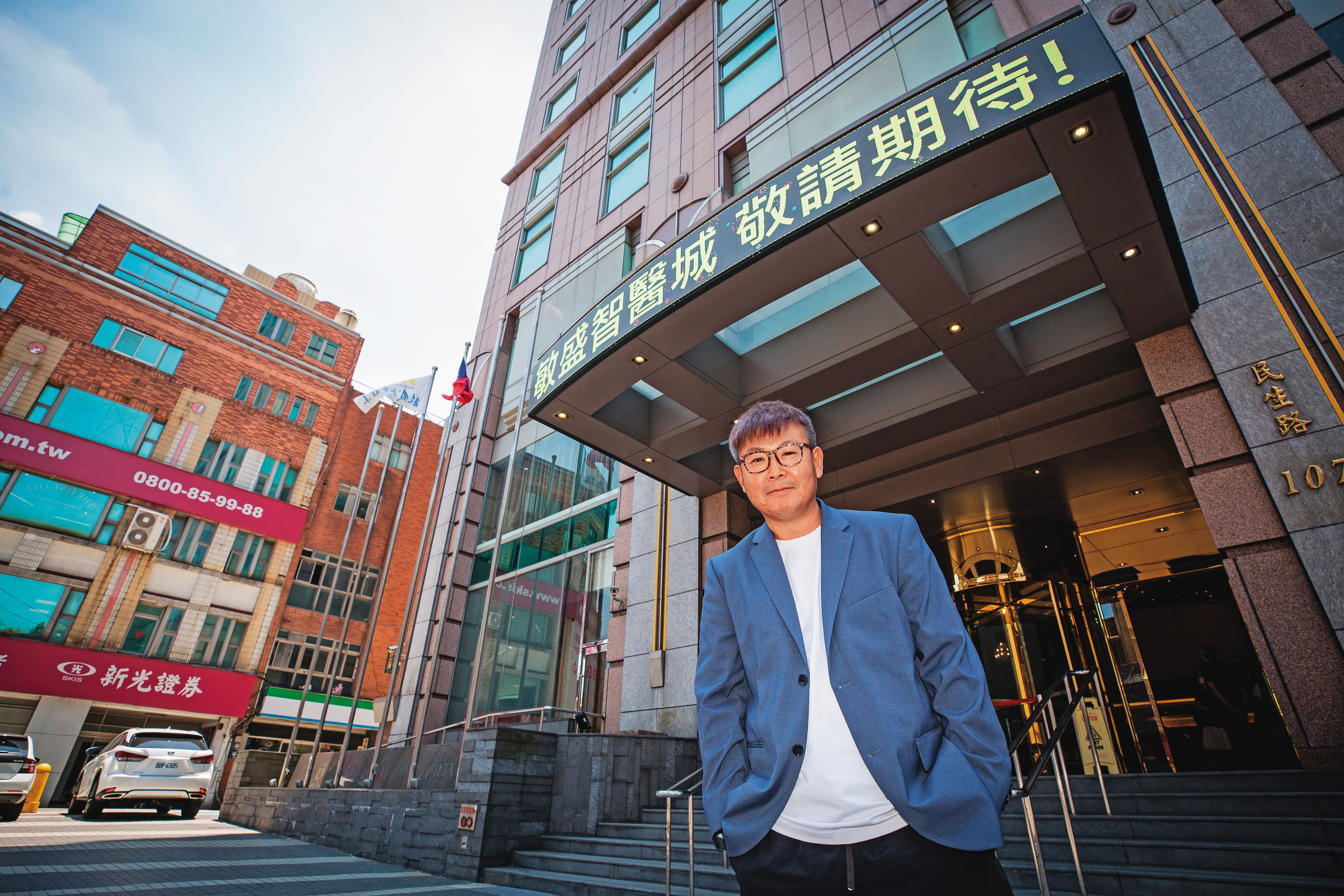 楊弘仁率領躍獅，聯手藥師公會、社區藥局組大聯盟。