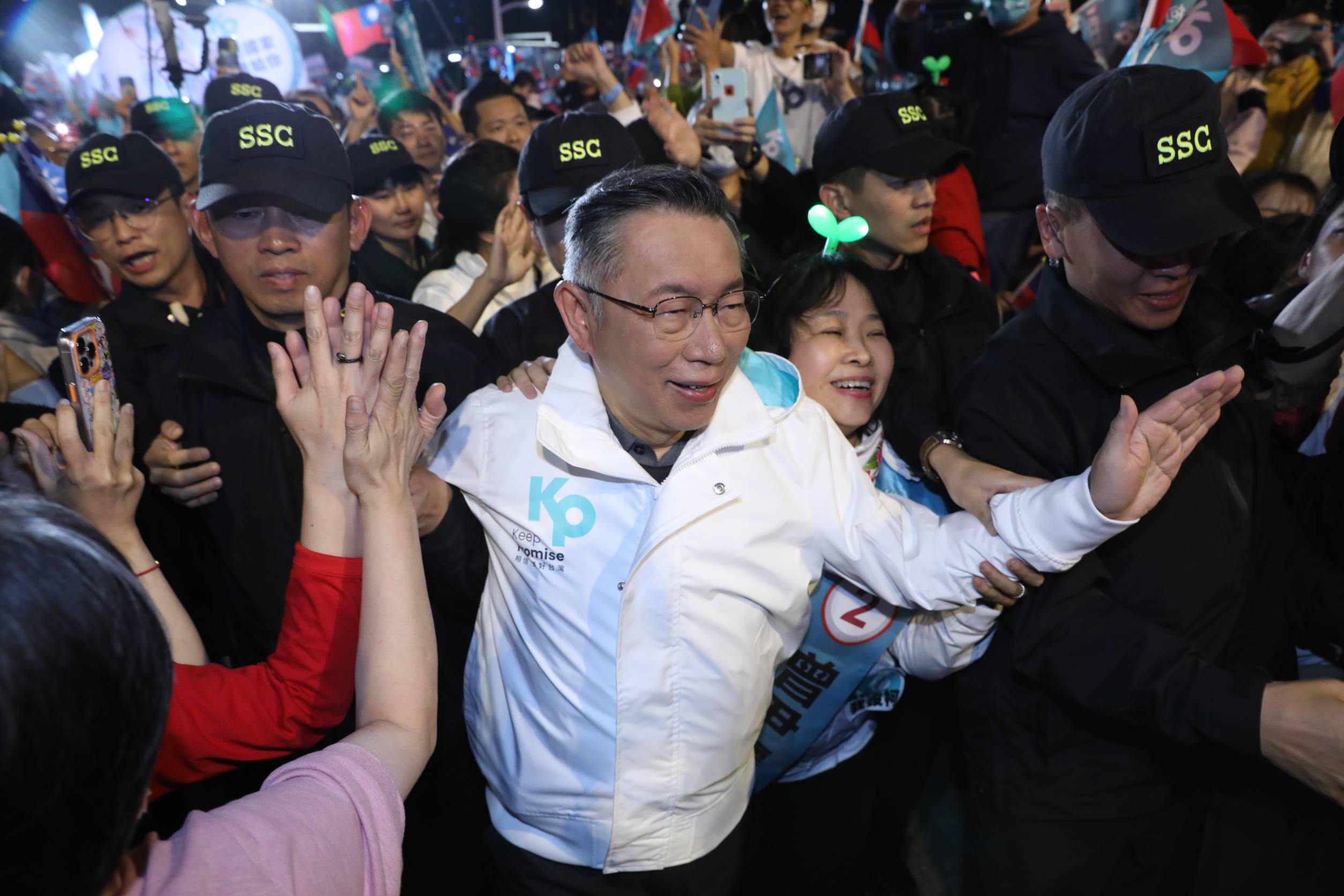 柯文哲說「投柯等於投侯」講得好，直接投給他就好。