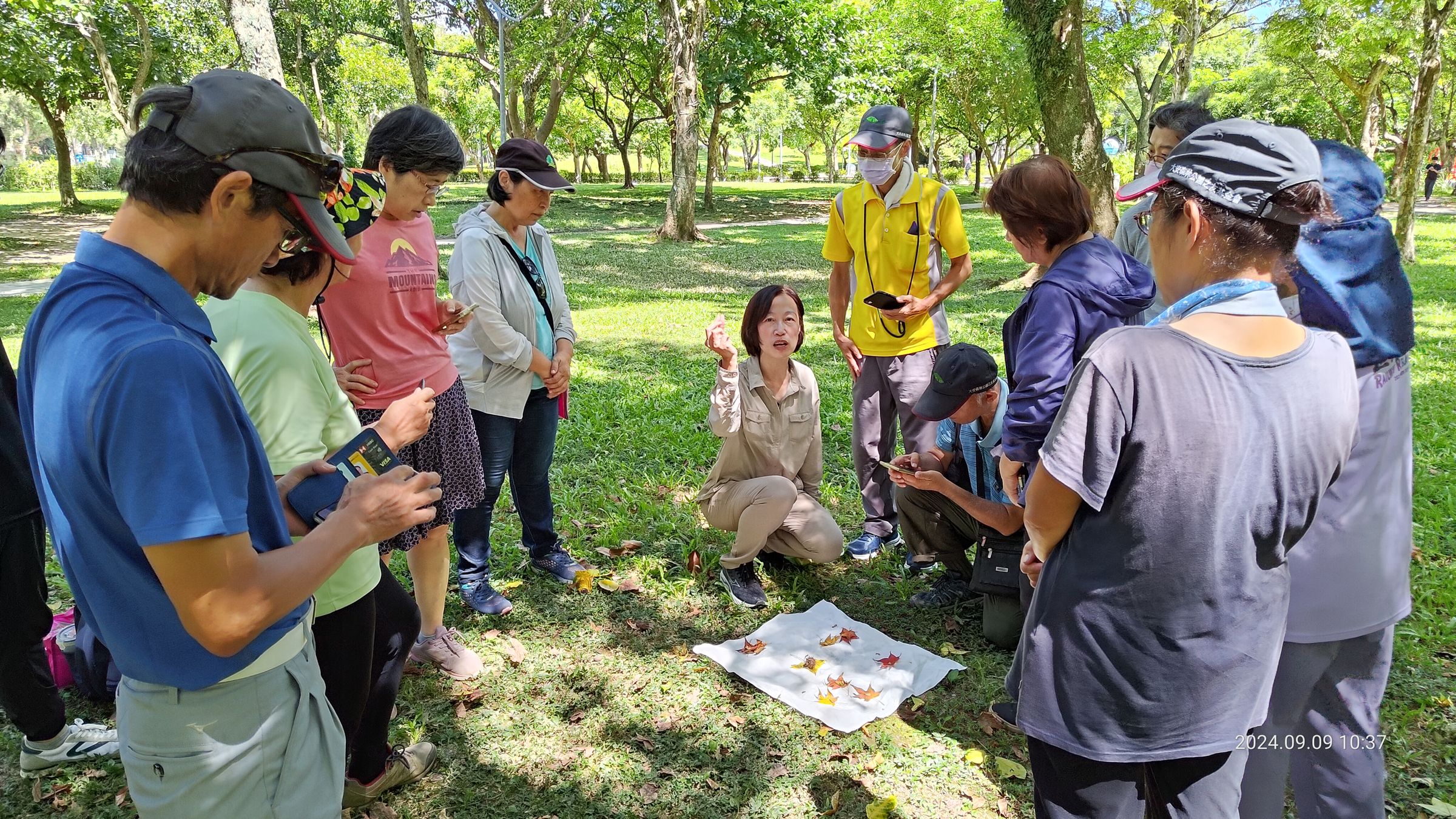 為維護大安森林公園，大安森林公園之友基金會力行志工培訓、生活圈打造希望能讓大安森林公園永續維護。（大安森林公園之友基金會提供）