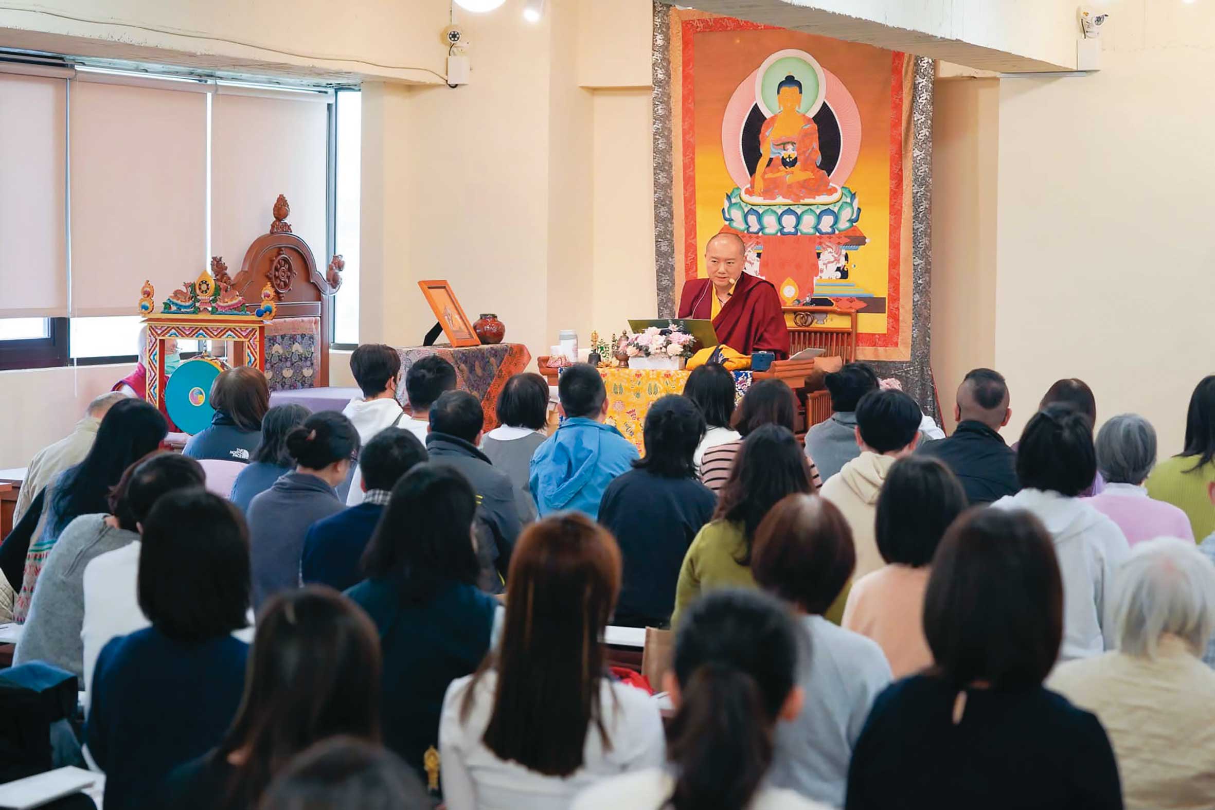 喇嘛多傑仁卿口才很好，累積了不少信眾。（翻攝多傑仁卿臉書）