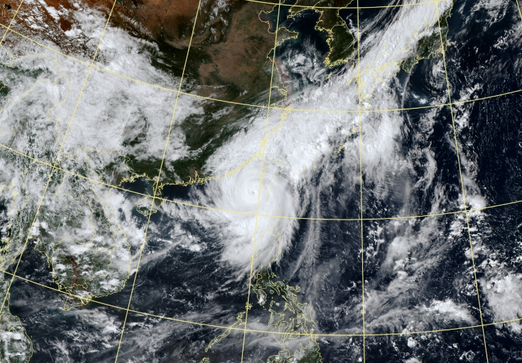 中颱「山陀兒」龜速前進又常滯留，導致登陸時間一再延後。（翻攝自中央氣象署官網）