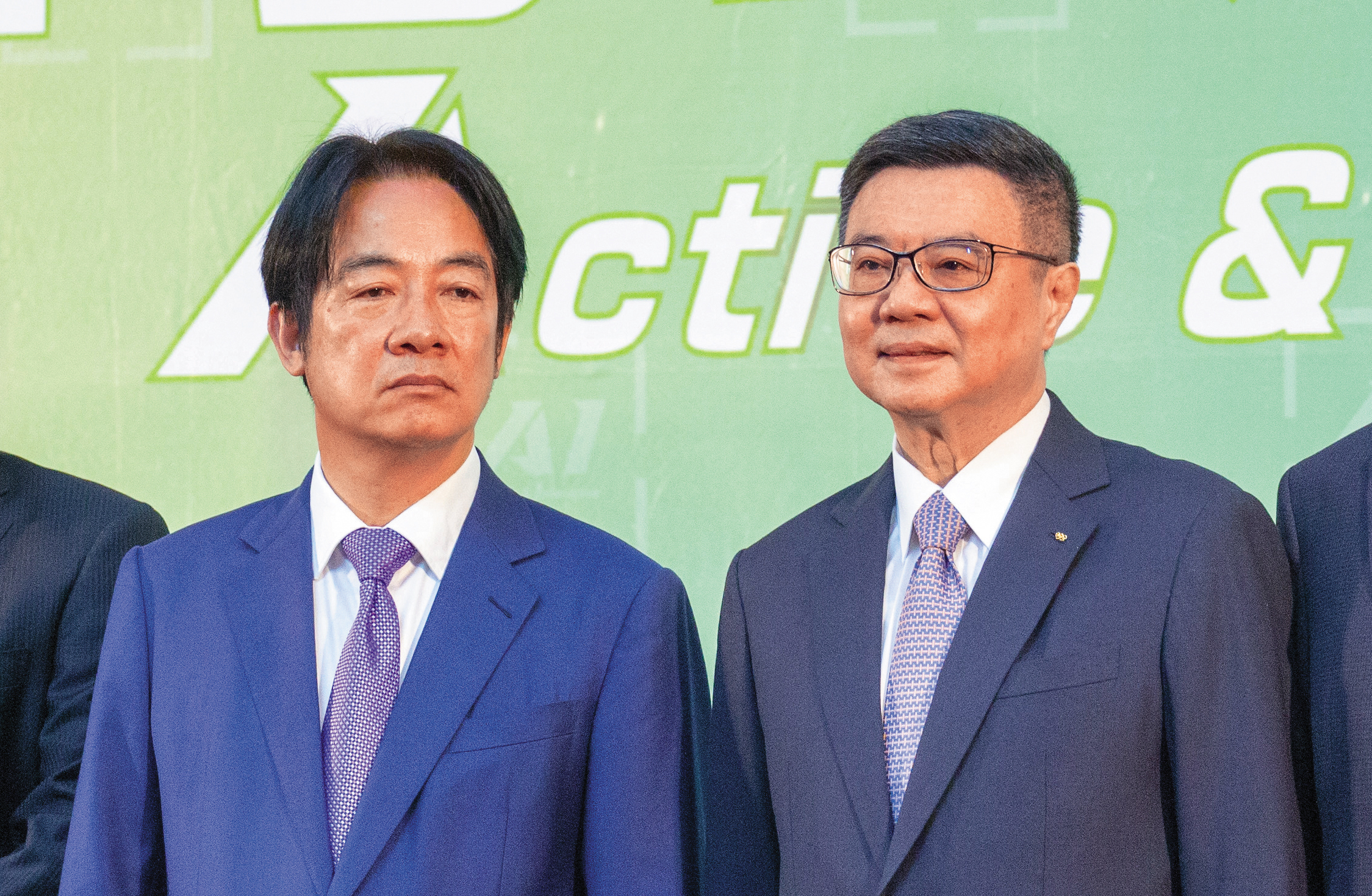 賴政府將在8月迎來首度內閣改組。左為總統賴清德，右為行政院長卓榮泰。