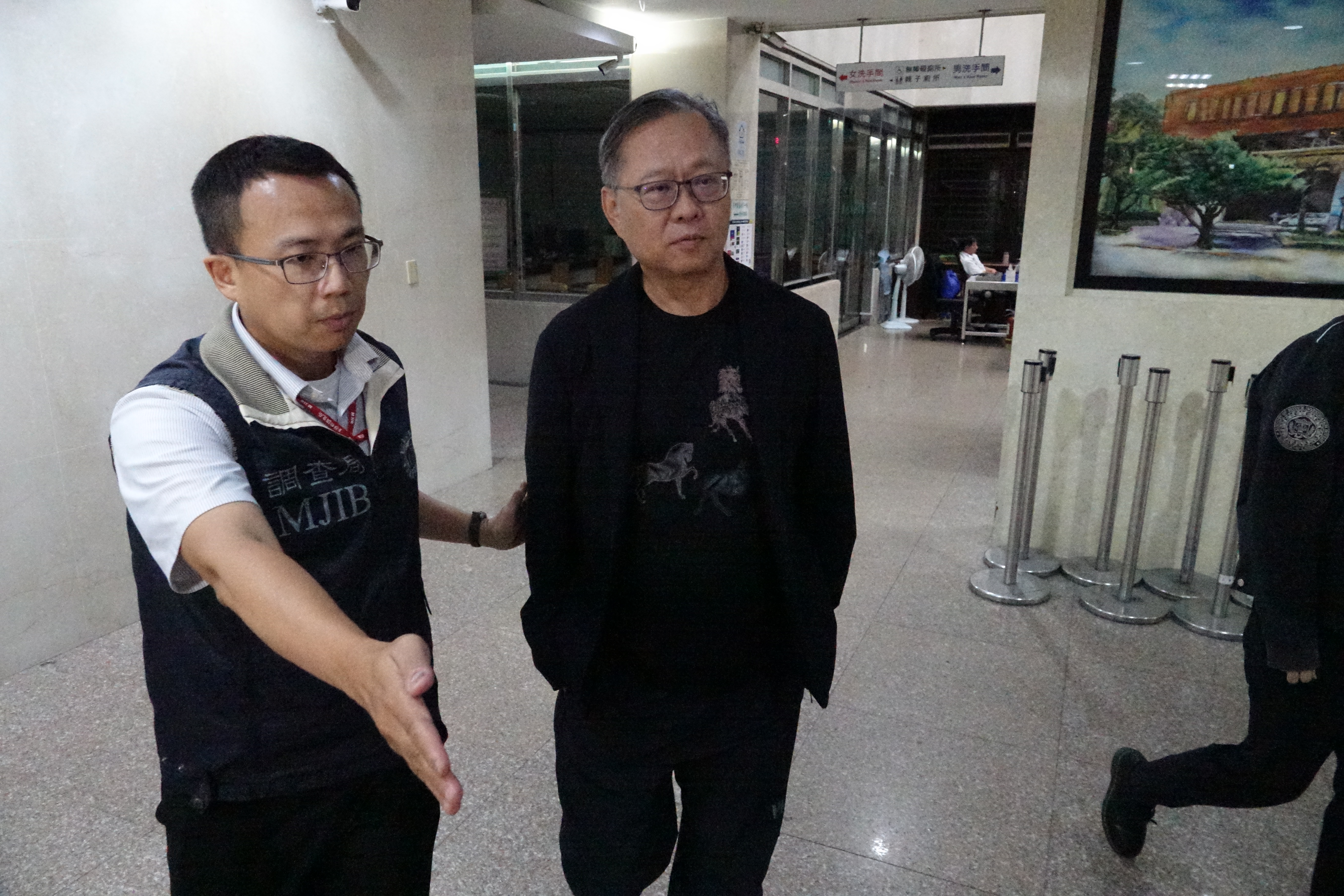 三顧副董陳宗基無保請回。