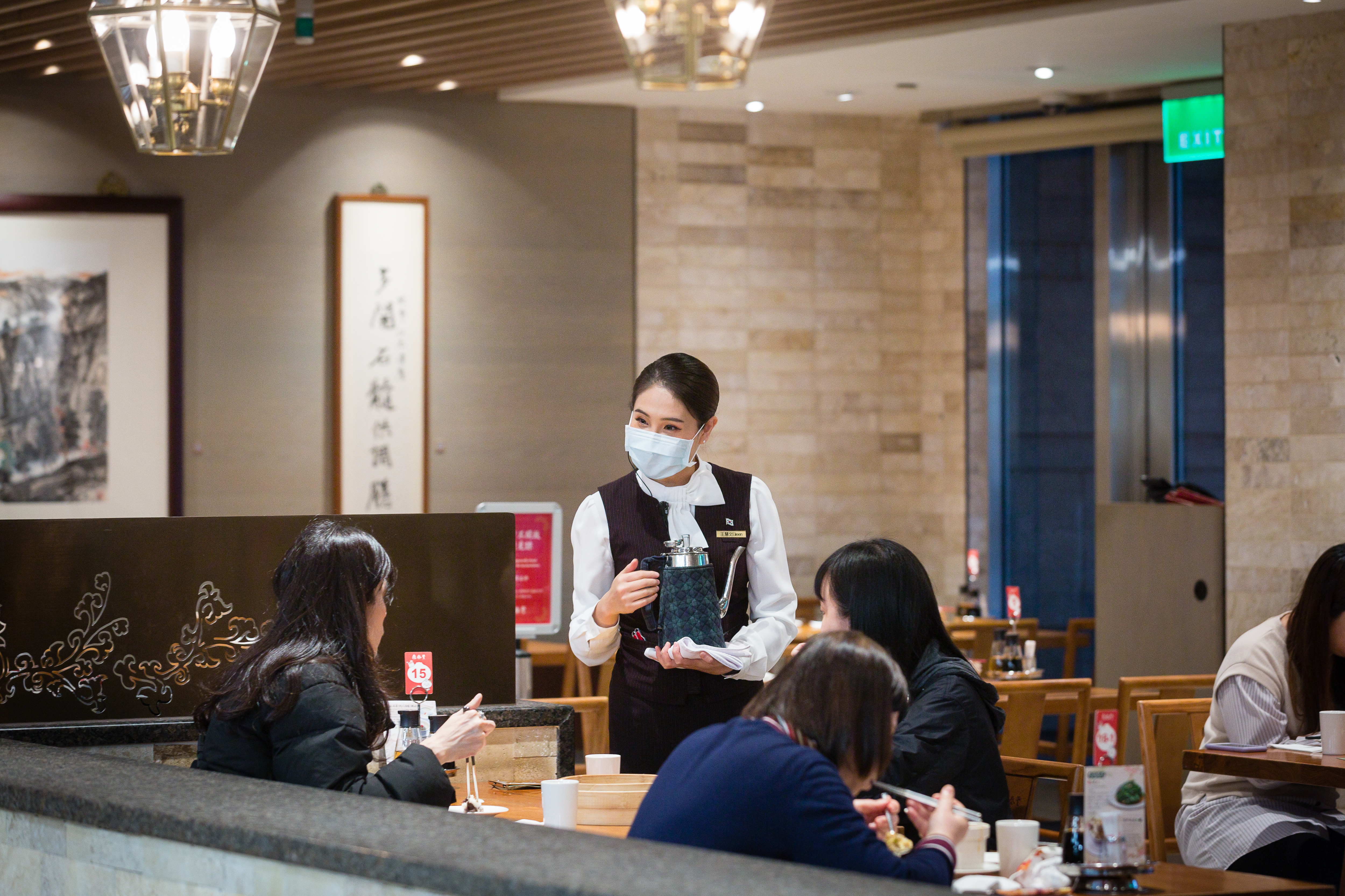 網友分享到鼎泰豐的用餐體驗引起討論。(本刊資料照)