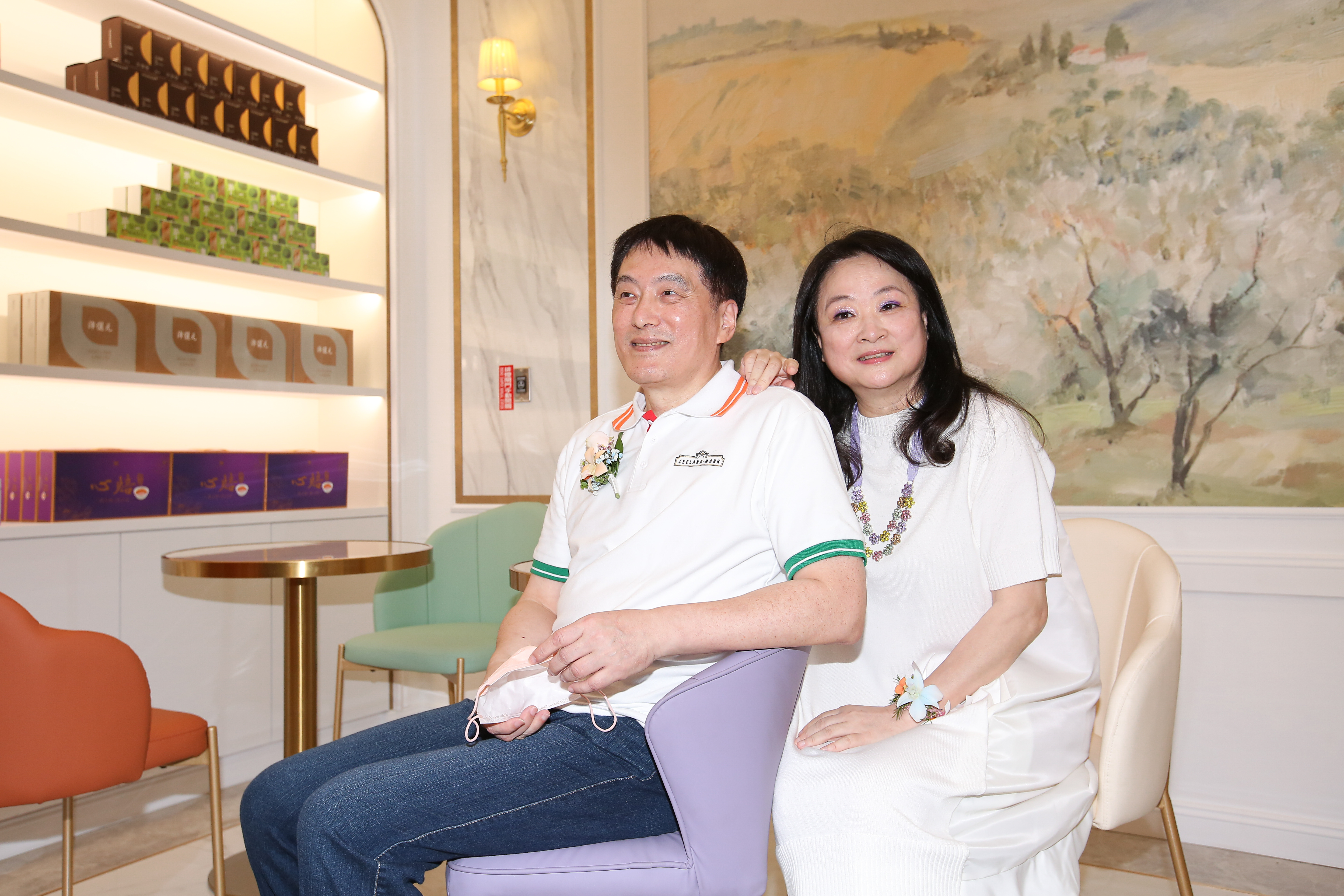 高秀玲（右）透露，未來將進駐「Dream Plaza」的博客來實體店，會有局部區域是24小時營業。