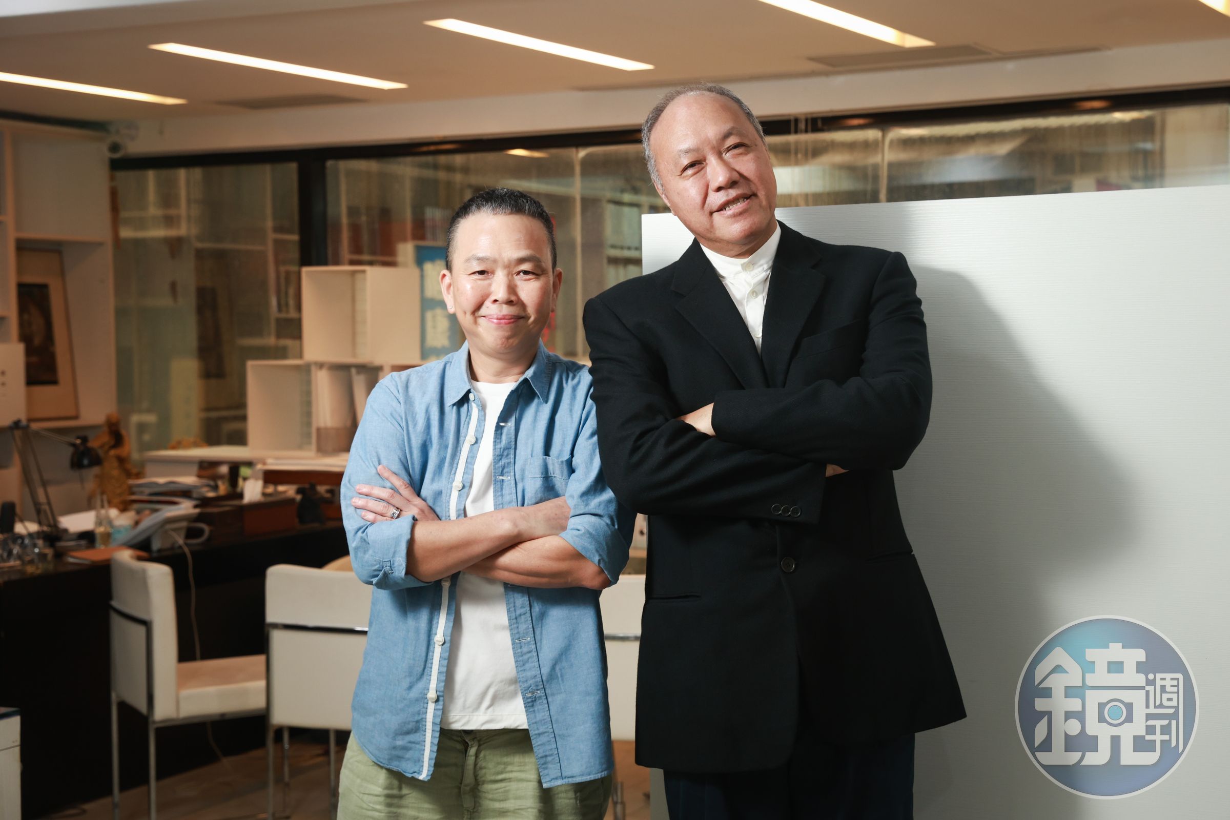 資深製作人王鈞（右）攜手李慧蘭（左）打造《我的成長》。