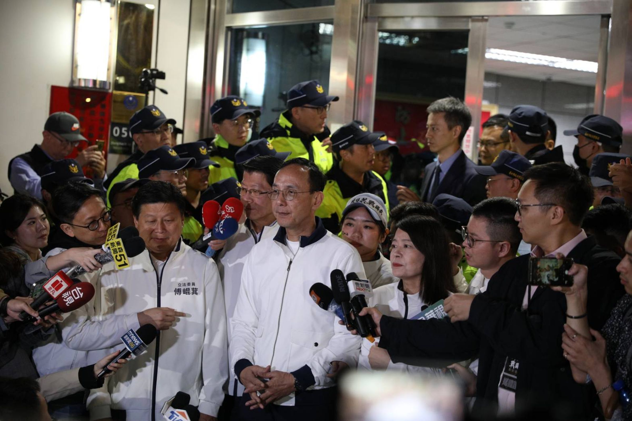 國民黨將在9月進行黨主席改選，朱立倫已首度表態「非常期盼順利交棒」。（鏡報新聞網提供）