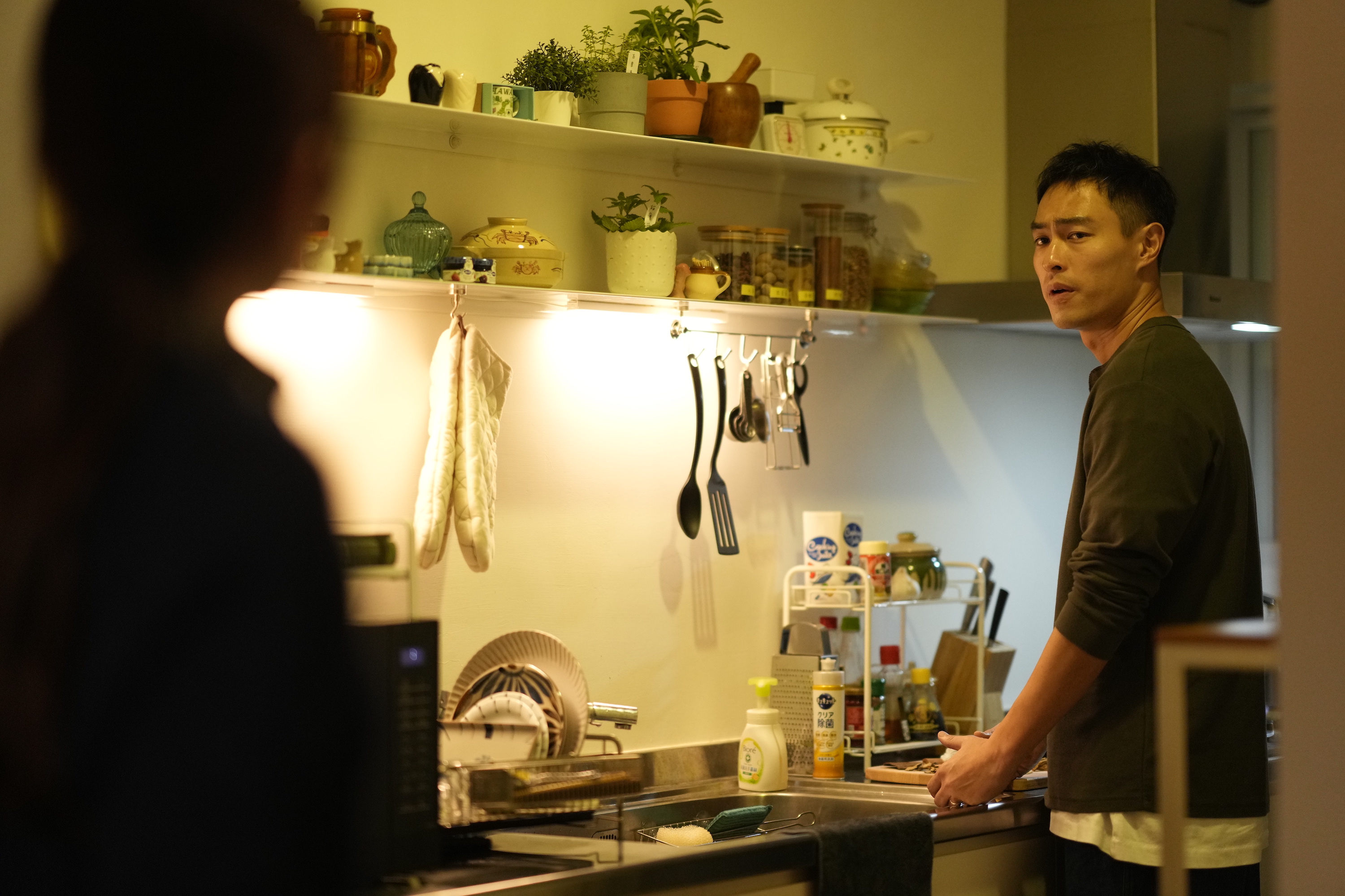 Ella與楊祐寧劇中因生活習慣不同曾產生爭執。（壹壹影業提供）