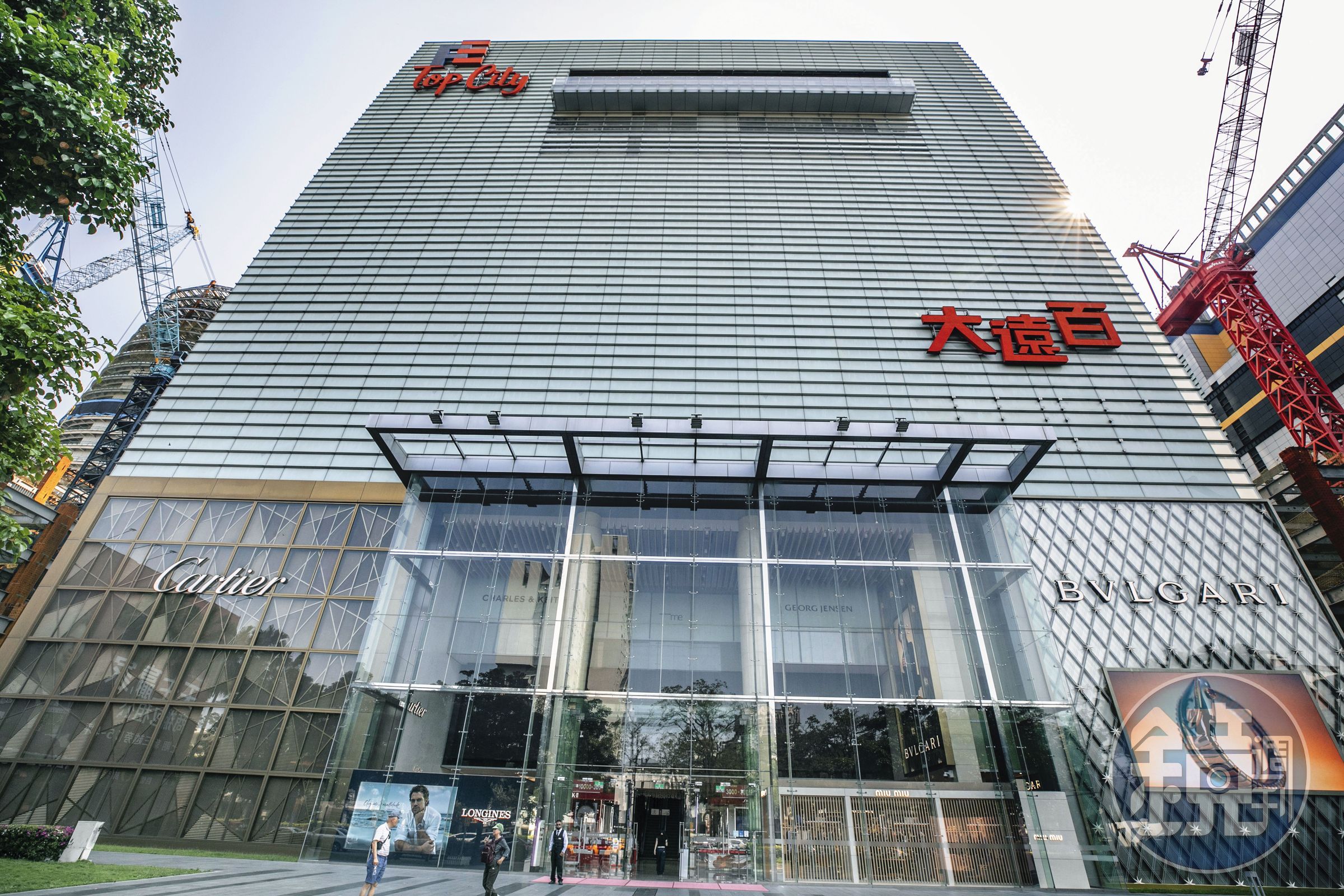 去年登上全台百貨店王的台中大遠百,面對強龍壓境,以鞏固VIP客戶為主力。