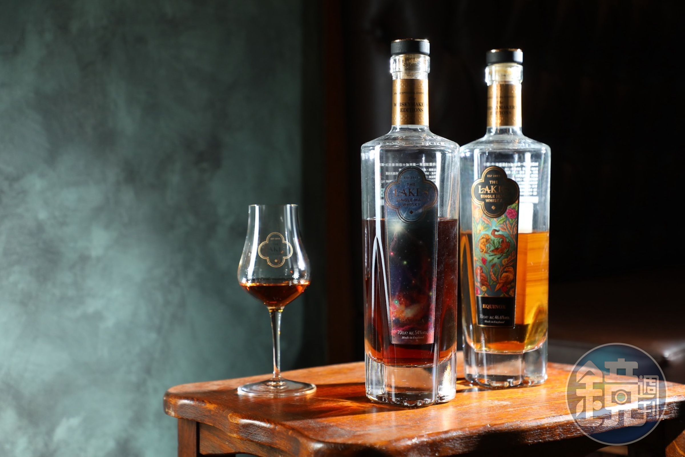 英國「湖區酒廠」出品的酒款，採取酒液尚在橡木桶中即開始勾兌的技術「élevage」，打造出風味多元的雪莉桶威士忌。