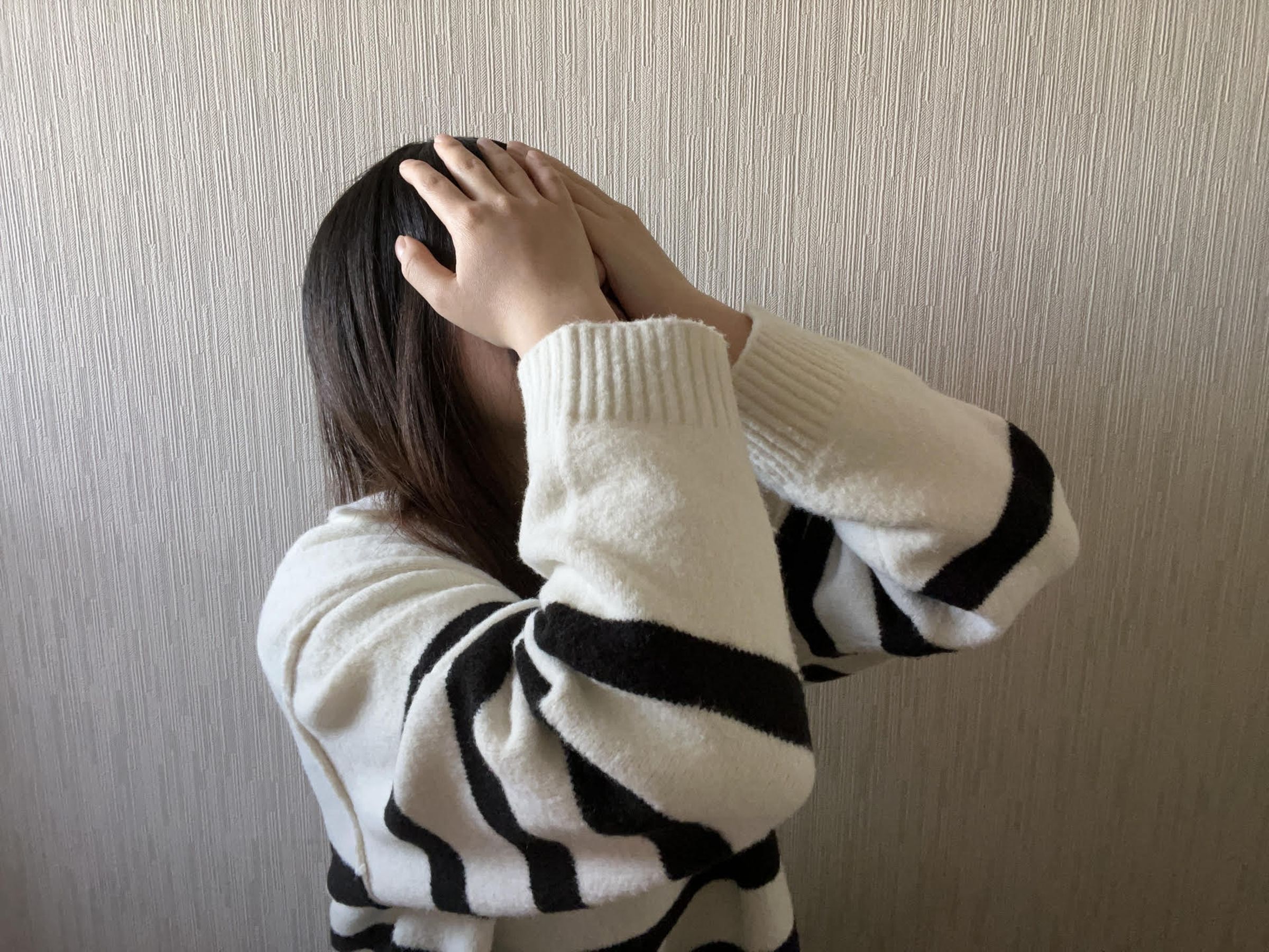 新北市板橋區一家知名連鎖醫美診所被發現個人診療間內裝有「煙霧探測器型攝影機」。（示意圖，翻攝自photoAC）