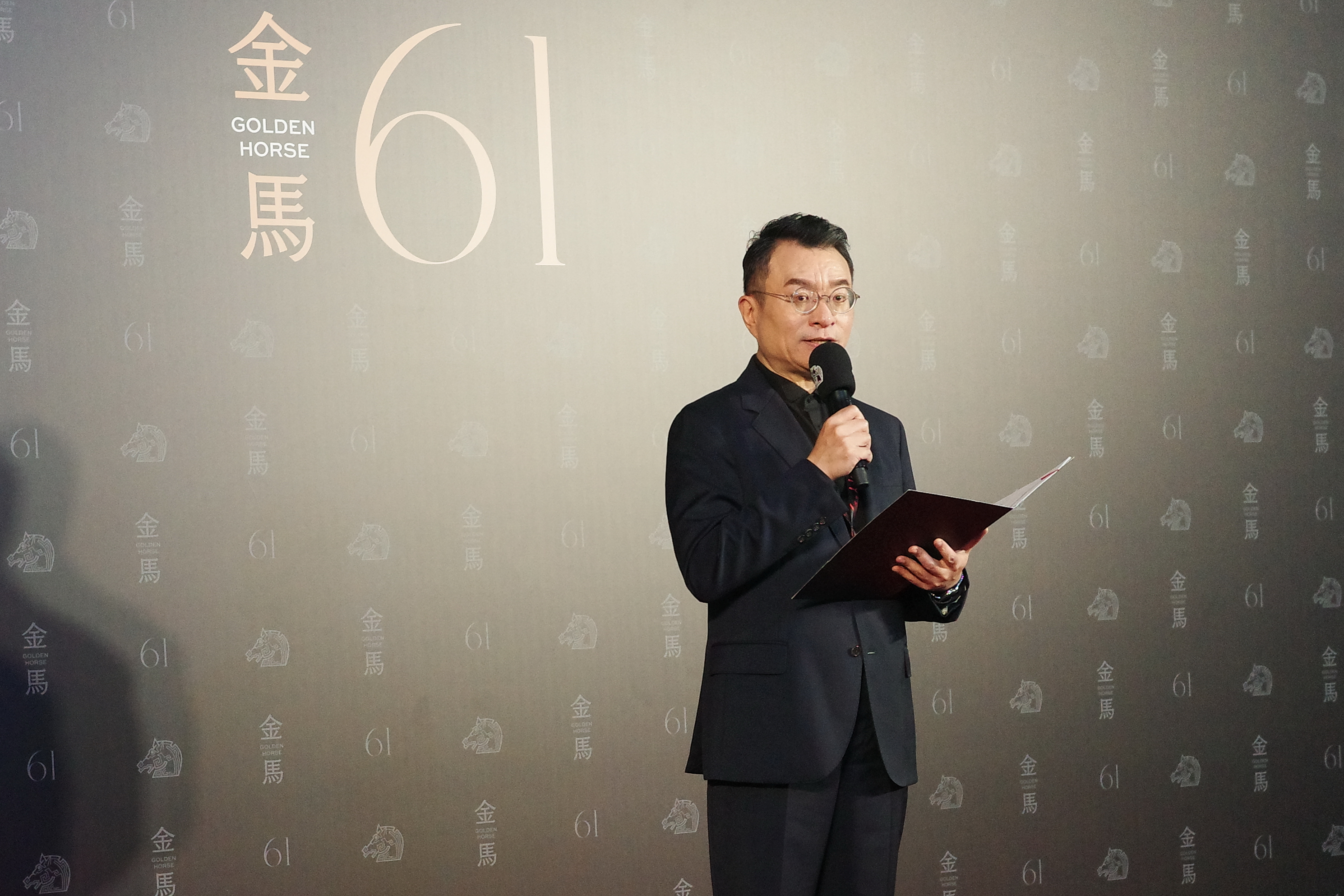 《一部未完成的電影》得到評審的高度的肯定甚至是敬意。