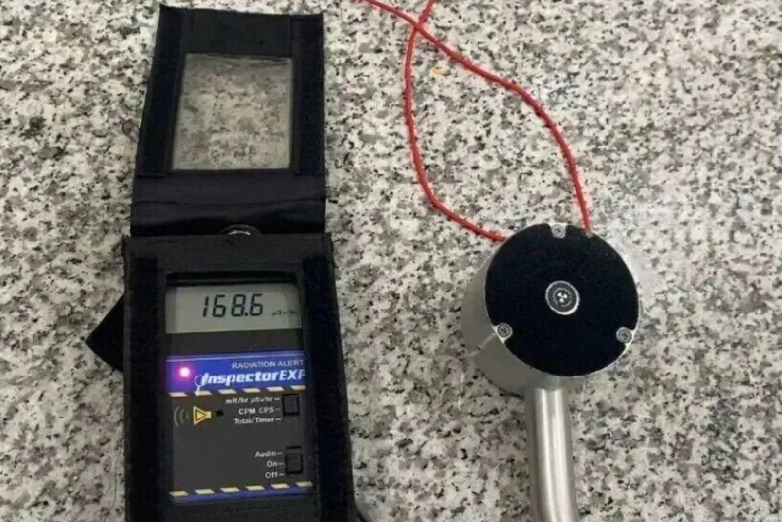 旅客護身符輻射超標1686倍。（圖／翻攝自中國海關）