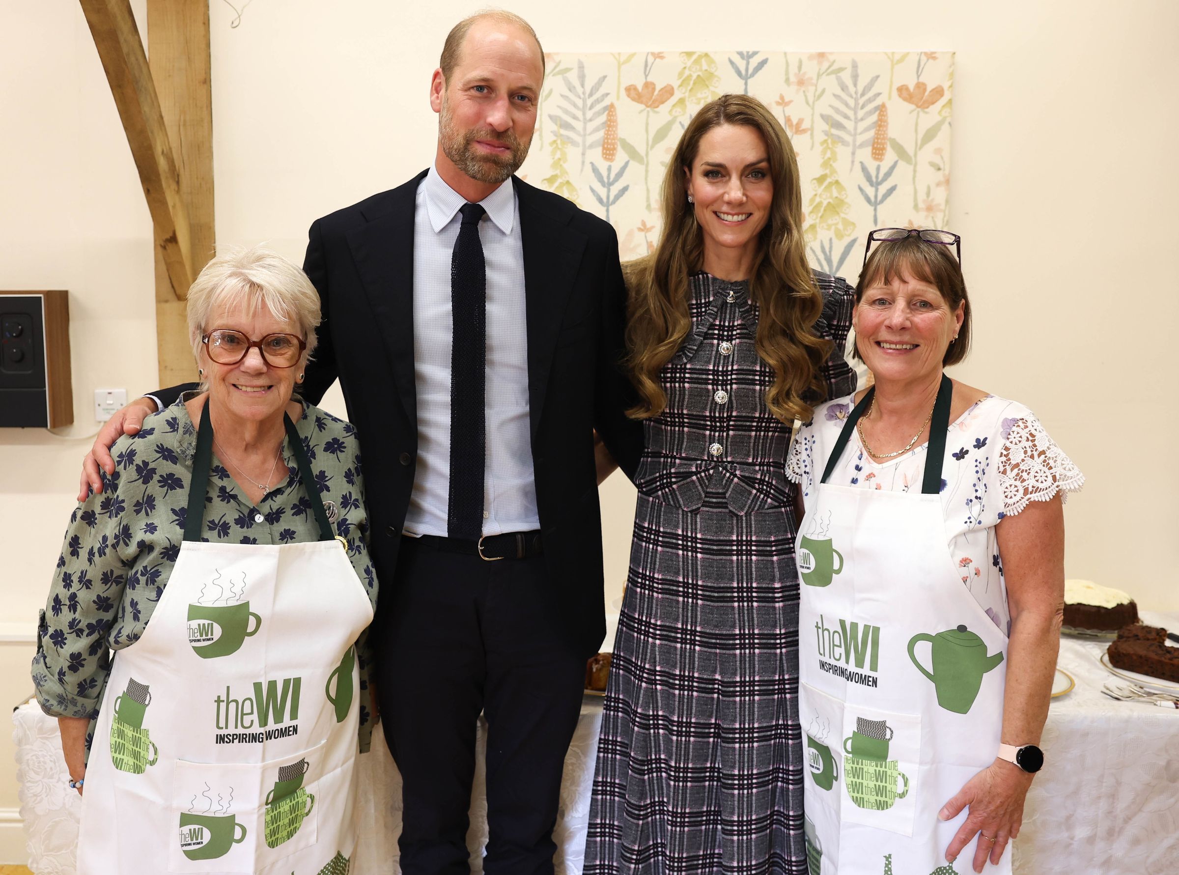 威廉和凱特參加婦女協會茶會,追憶已故女王。(翻攝princeandprincessofwales IG)