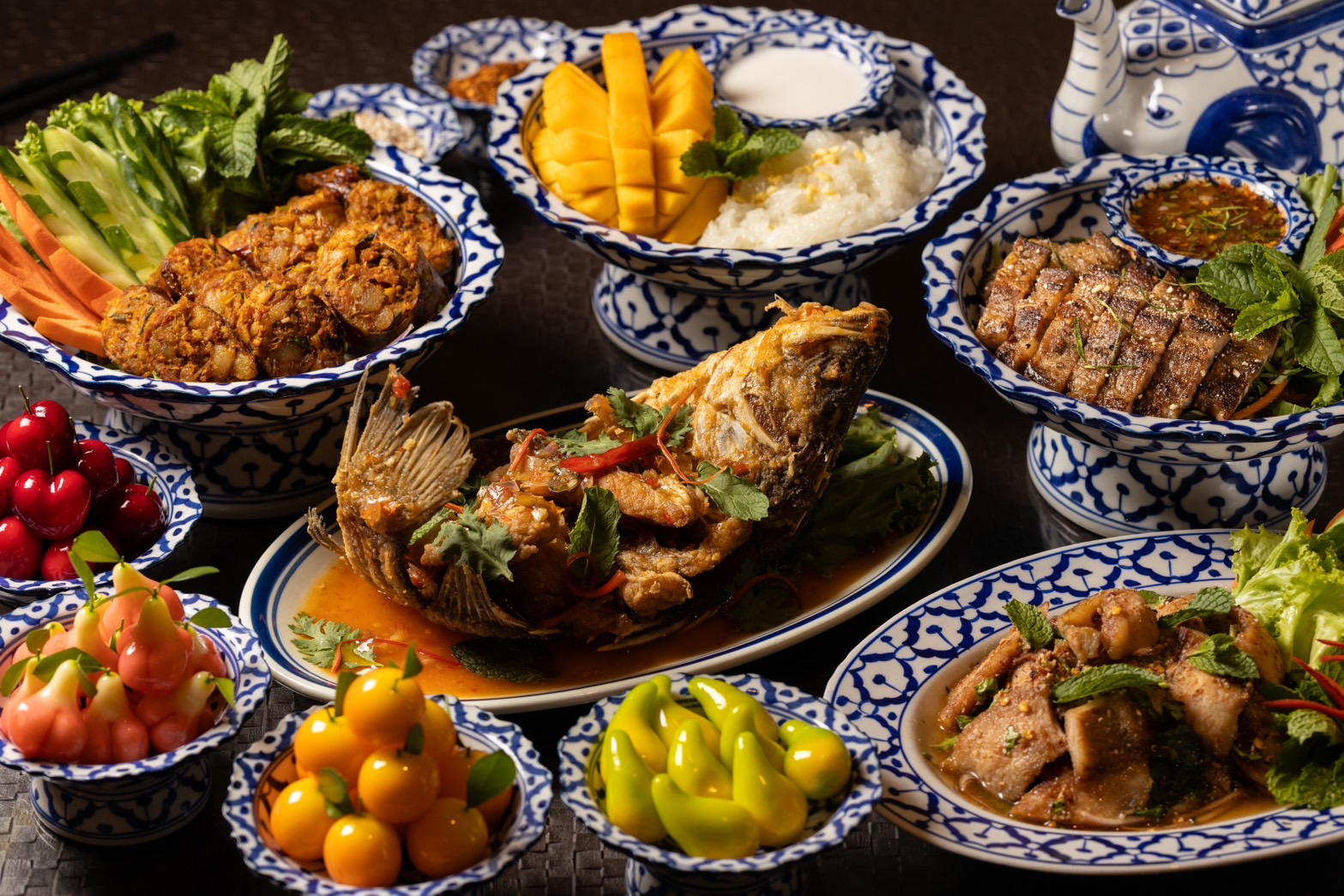 「恰辣辣泰式料理」菜單超豐富，從經典、常見的泰式料理到少見的特色菜都有。