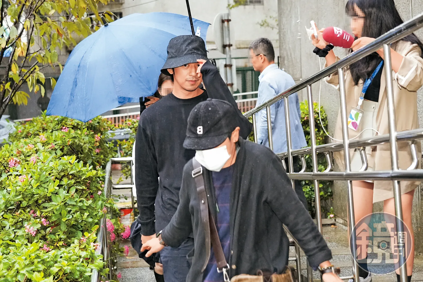 藝人閃兵團引社會譁然　新北檢今起訴修杰楷、陳柏霖等12人。