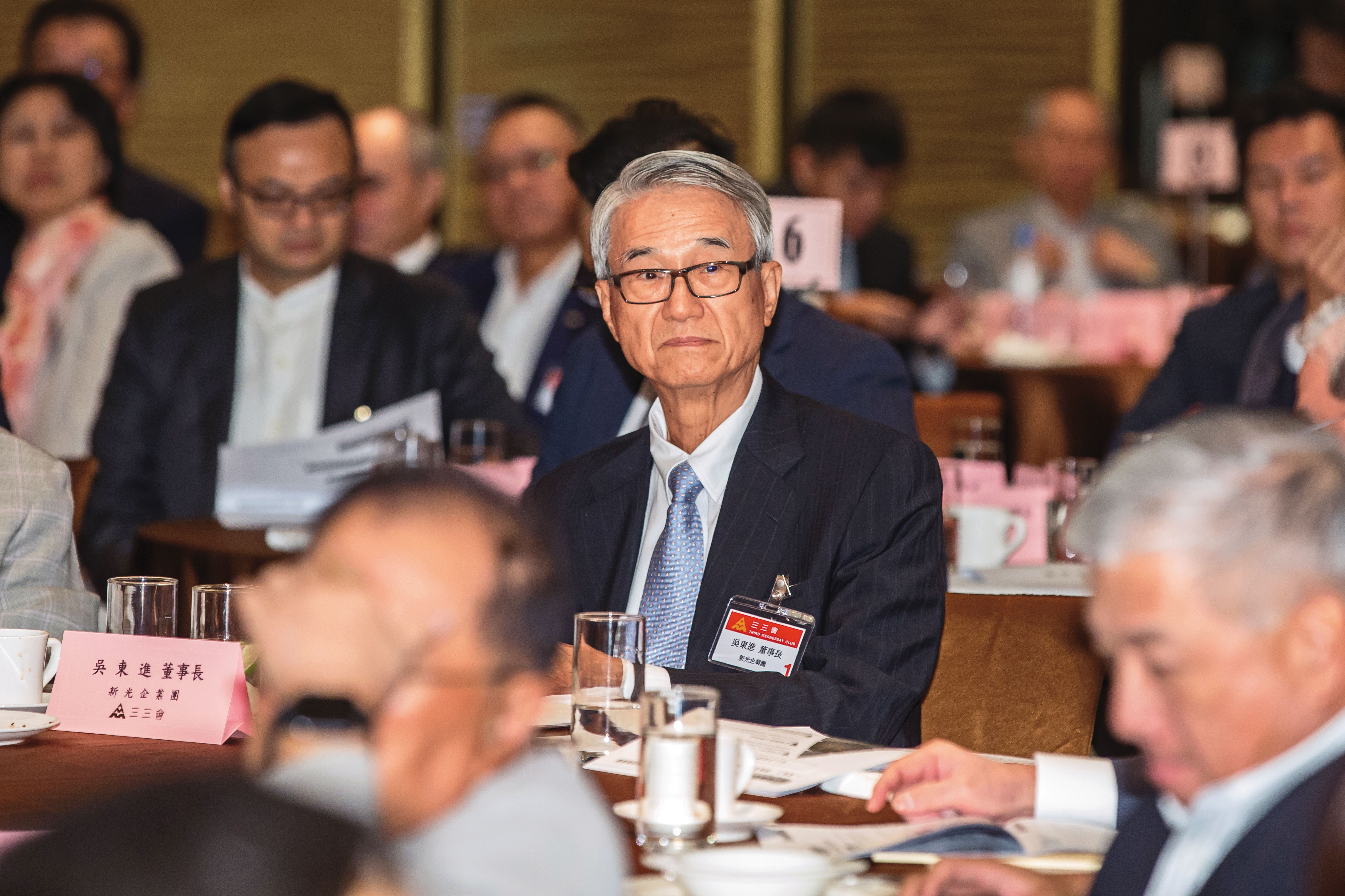 新光金創辦人吳東進剛結束新光三越爭奪戰,本週又面臨爭分產官司。