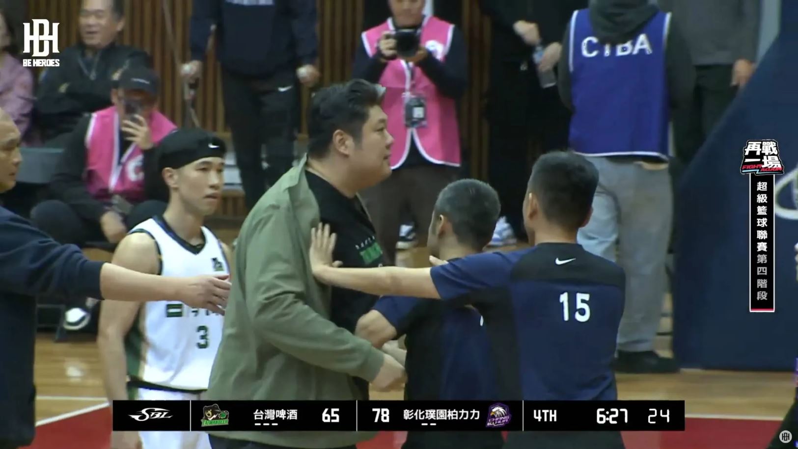 哈孝遠因不滿賽事判決帶隊離場，籃協做出他禁止進入SBL比賽場地。（籃協提供）