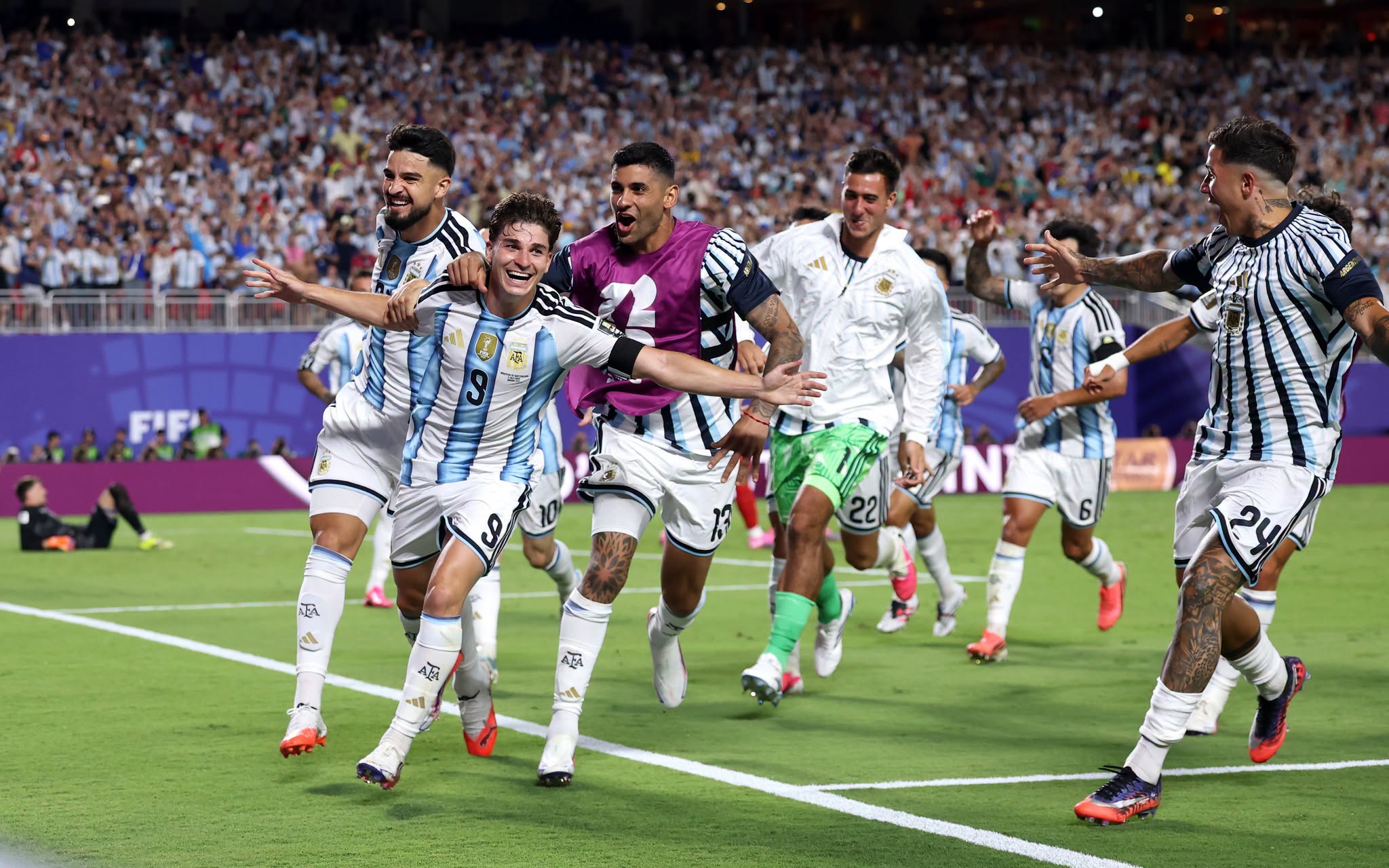 FIFA種子分流制奏效,阿根廷順利打入準決賽。(翻攝自FIFA臉書粉專)