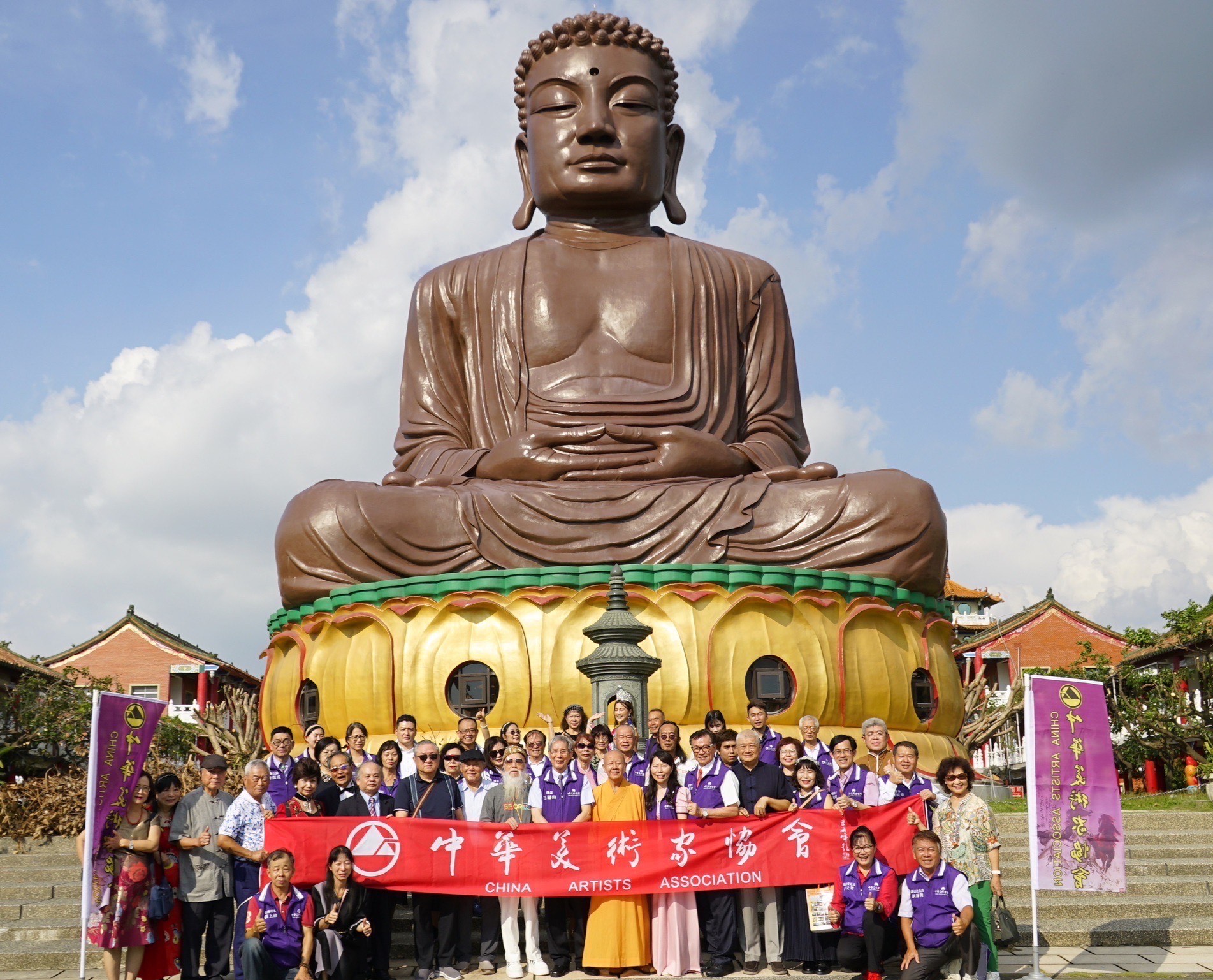 中華美術家協會首次在彰化八卦山大佛風景區舉辦協會聯展與比賽。（中華美術家協會提供）