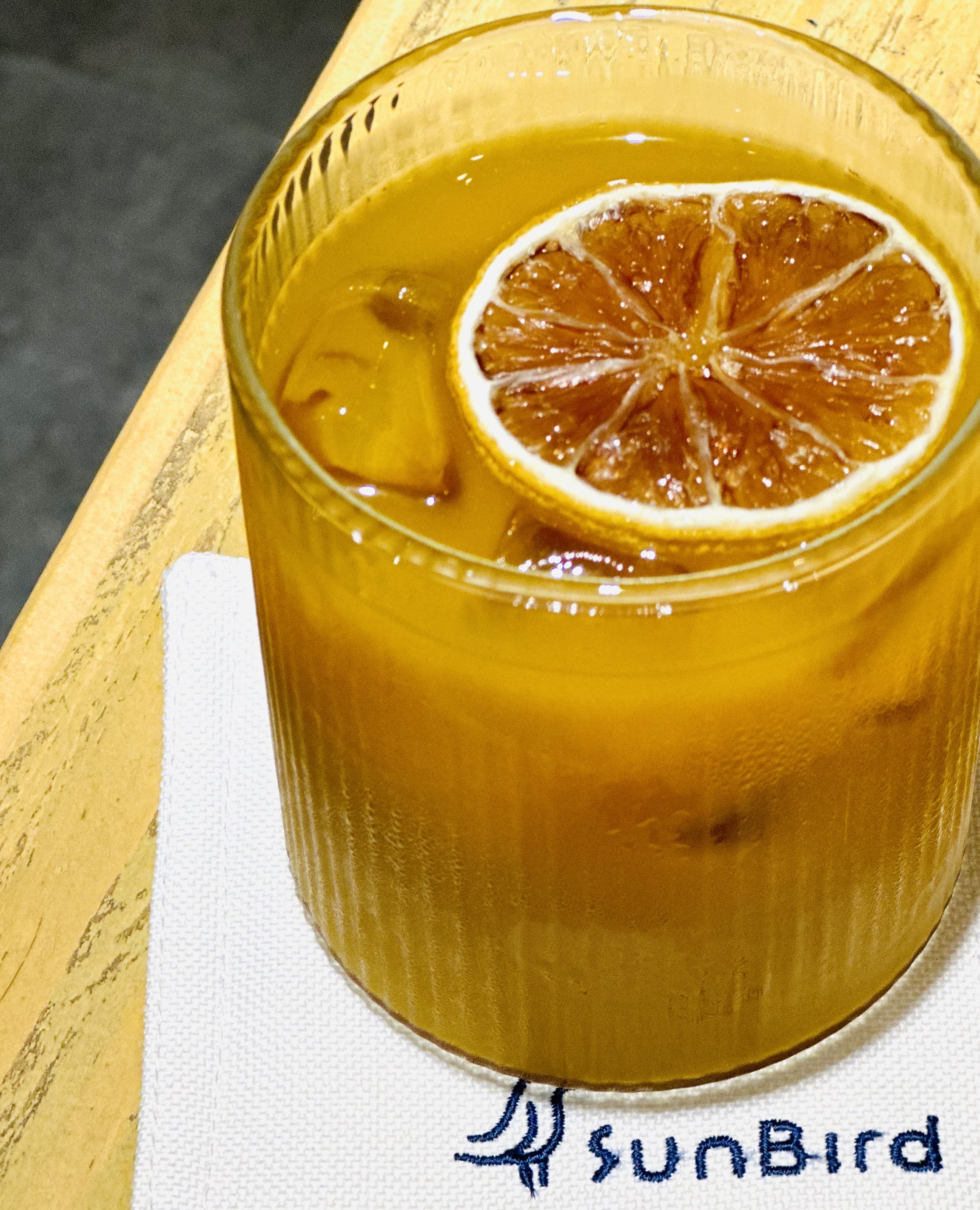 「峇里加木 Balinese Jamu」是一杯帶有印尼風情的飲品。（220元／杯）