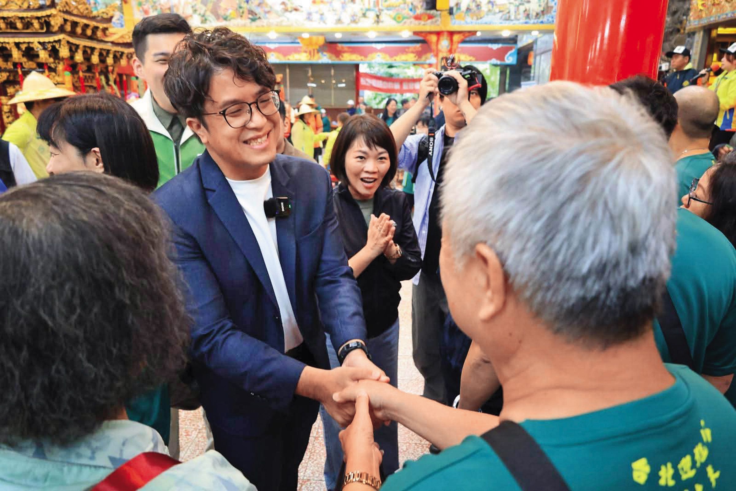 沈伯洋幕僚強調，沈參選後勤走基層，除爭取支持，更是在與民眾確認「感受是什麼？原因在哪裡？有什麼解方？」（翻攝沈伯洋臉書）
