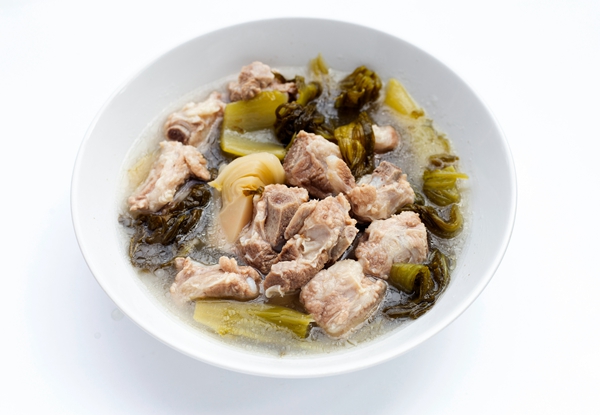 長年菜被認為是過年期間最難吃的菜，但其實營養價值豐富。（翻攝食農教育資訊整合平臺官網）