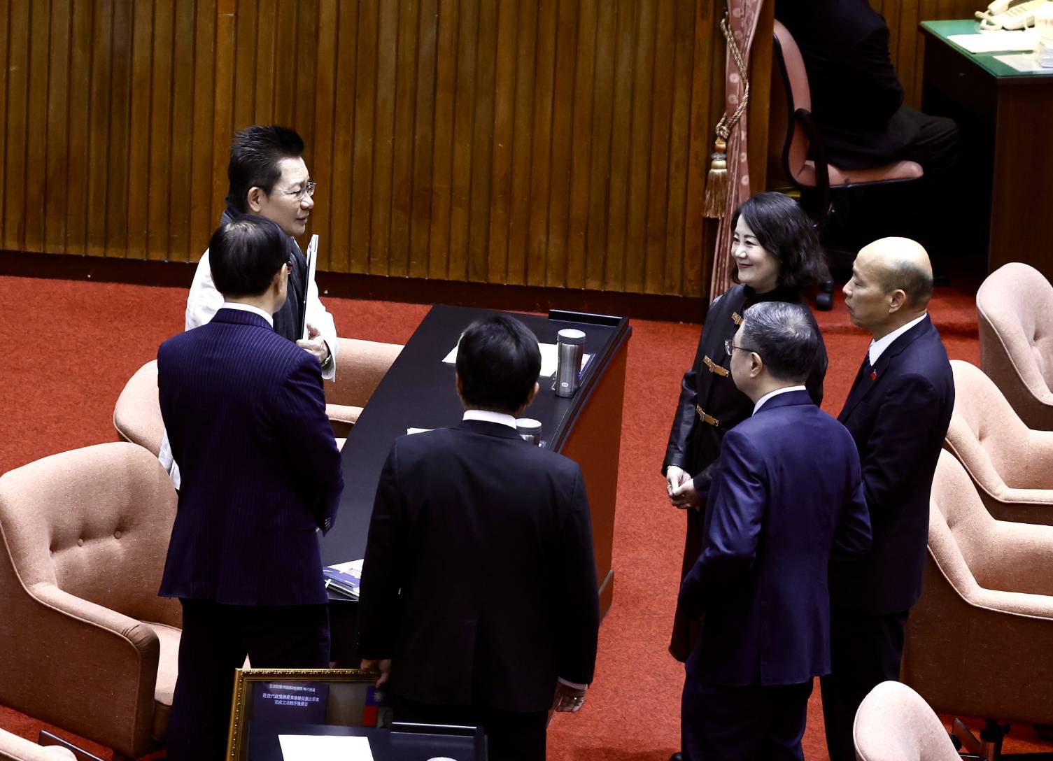 吳春城辭去不分區立委,遞補者預計為東吳大學政治系教授劉書彬。
