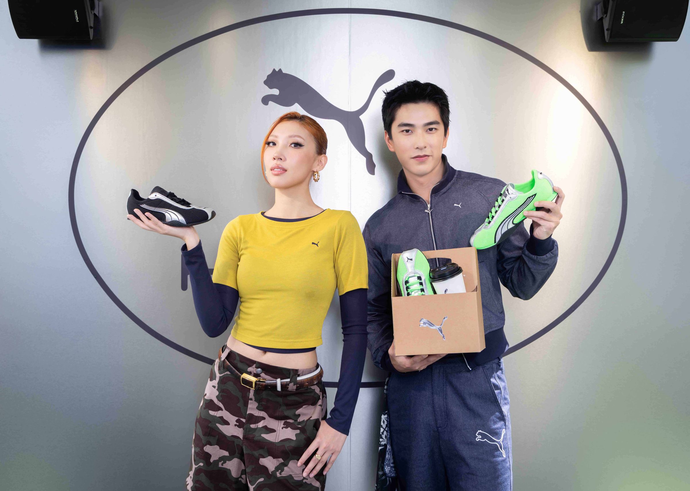（左起）Karencici、曾敬驊出席「PUMA H-STREET潮流得來速」快閃店活動。（PUMA提供）